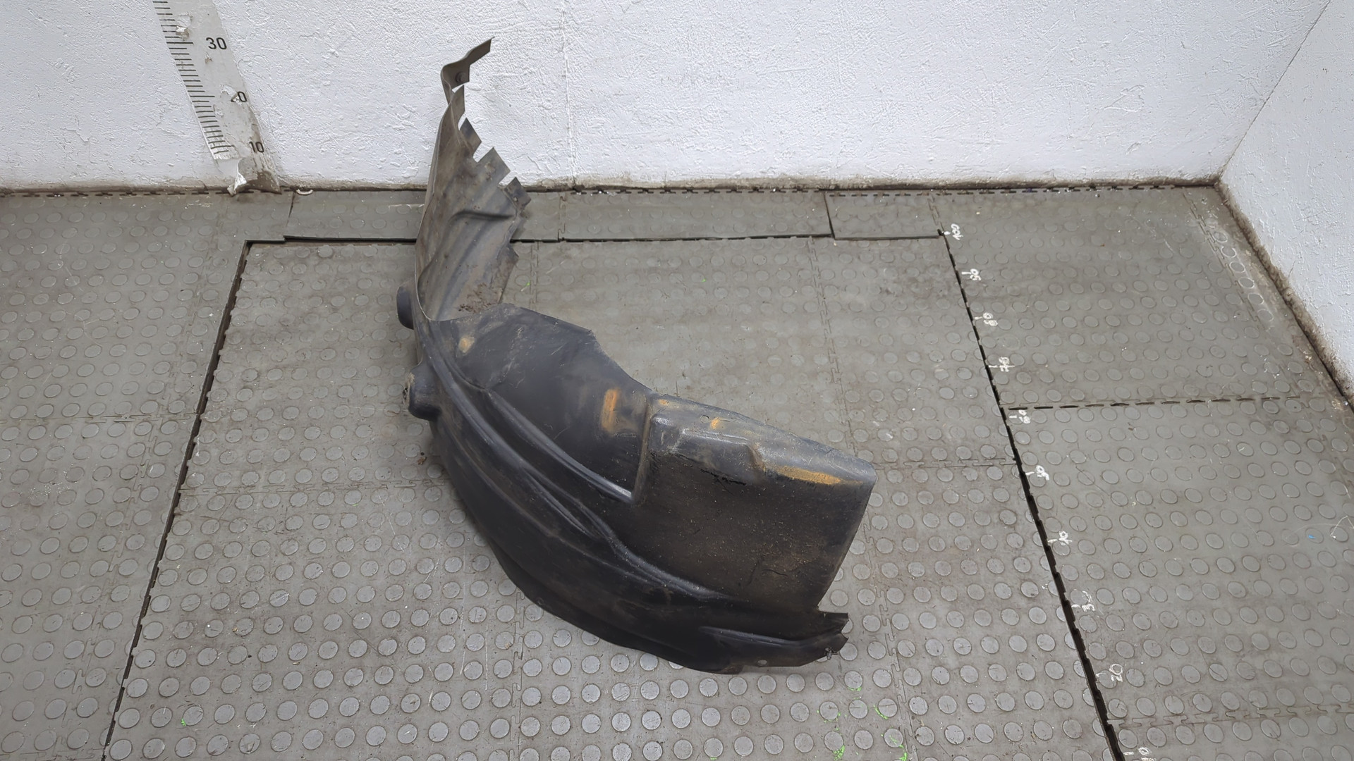 Локер передний левый