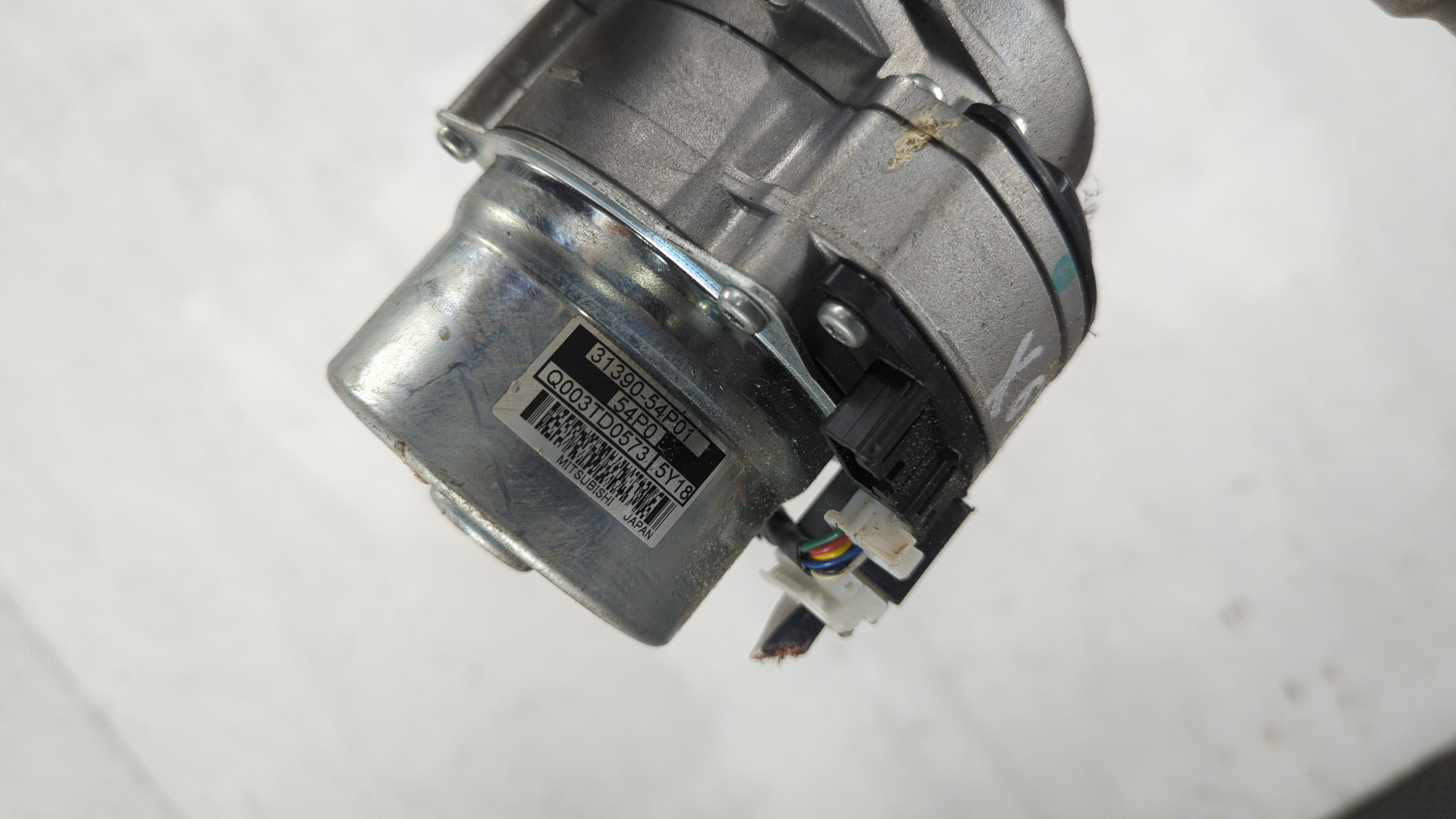 Серводвигатель рулевой рейки