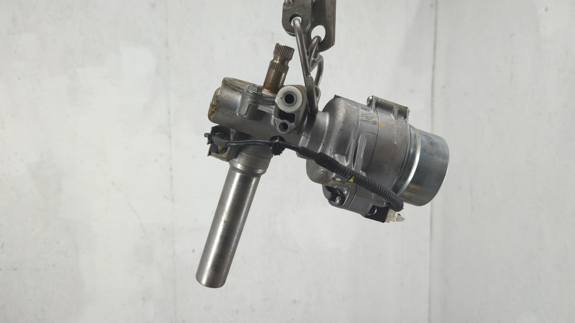 Серводвигатель рулевой рейки