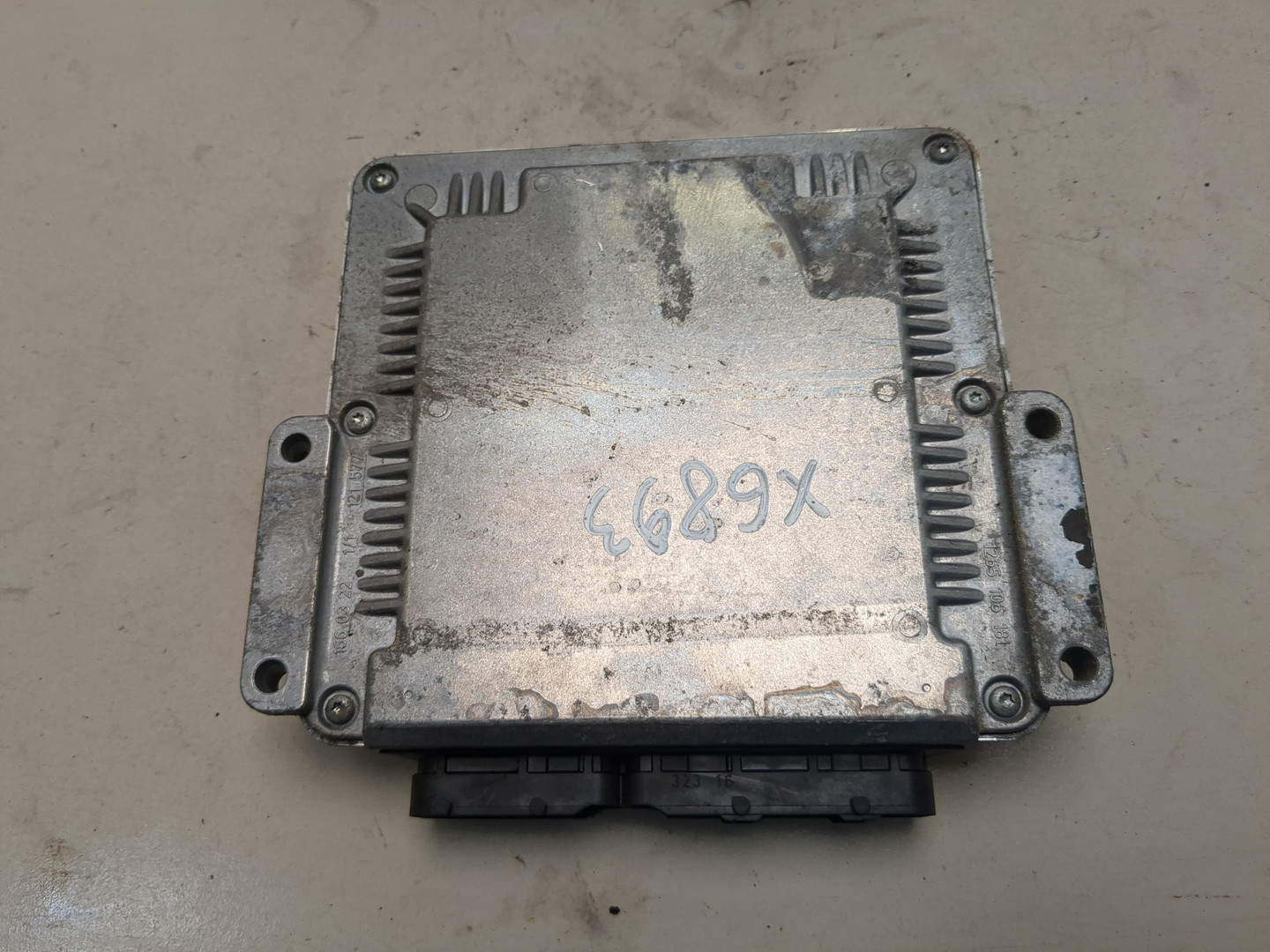 Блок управления двигателем