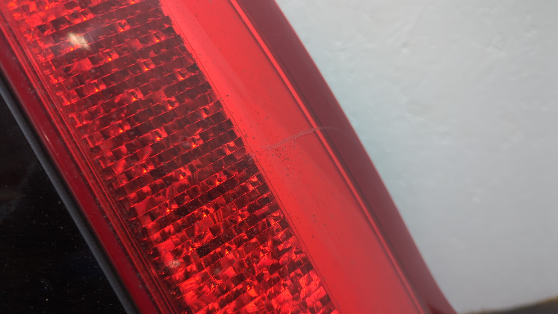 Дверь багажника