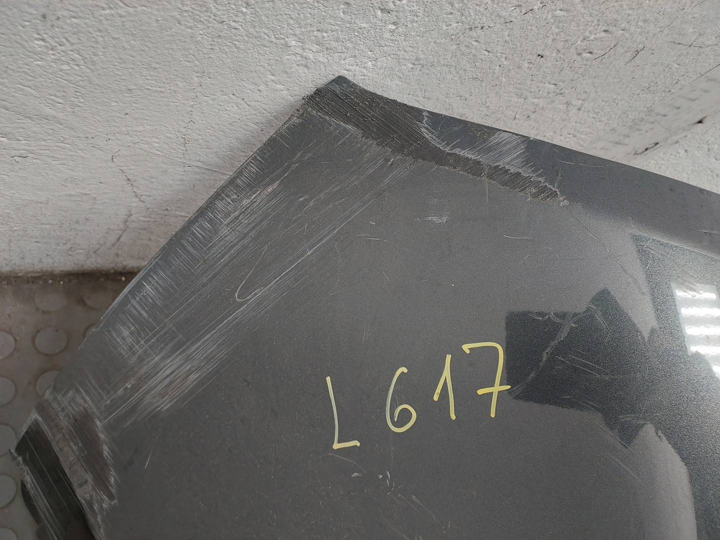 Бампер задний