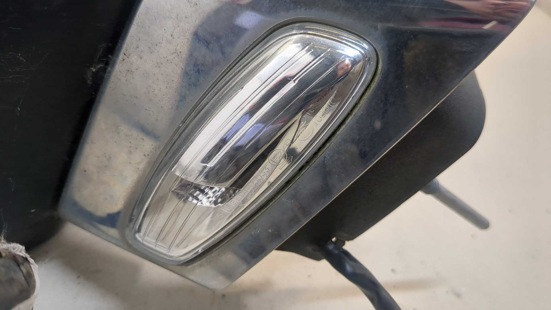 Зеркало правое электрическое