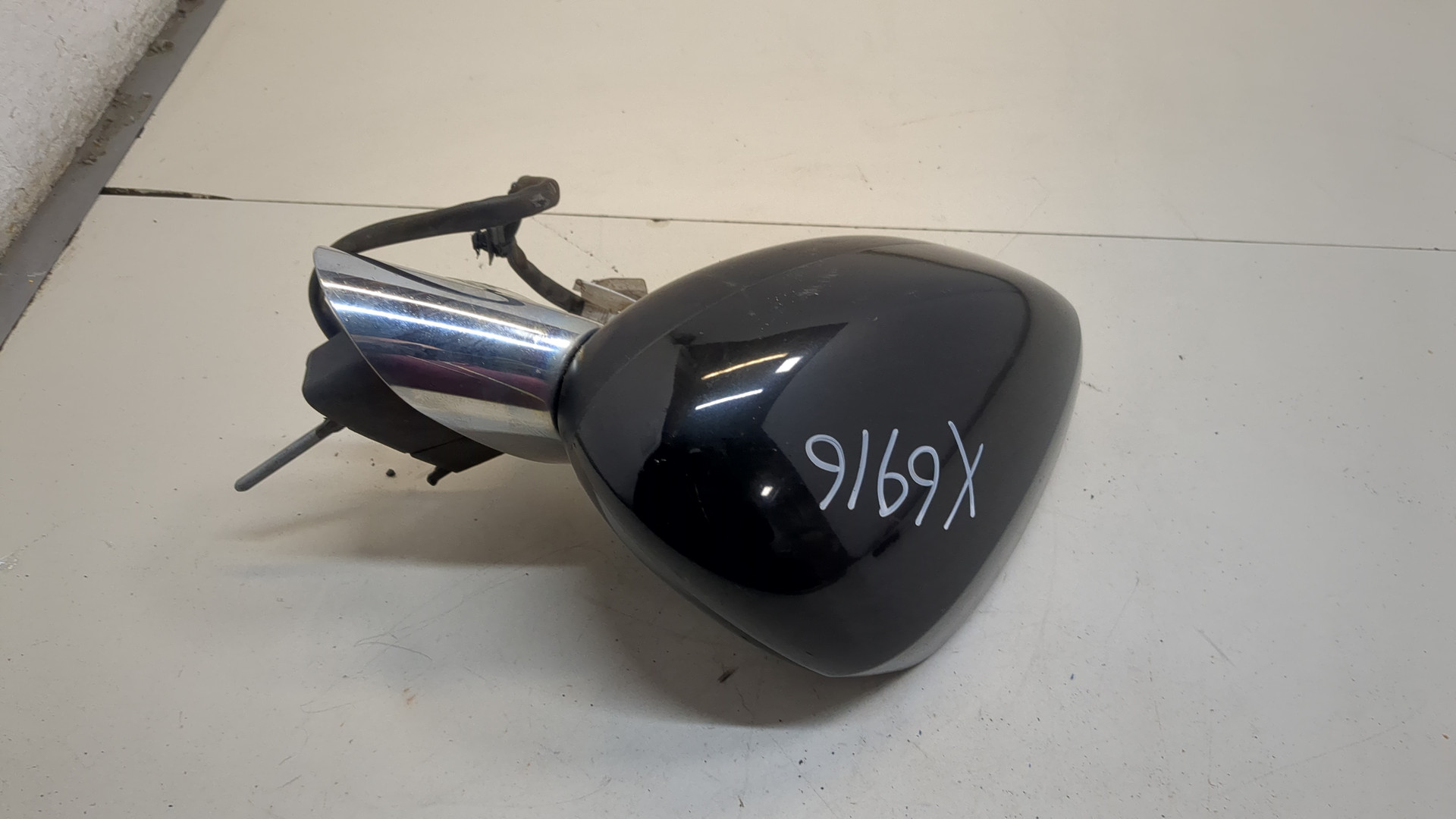 Зеркало правое электрическое