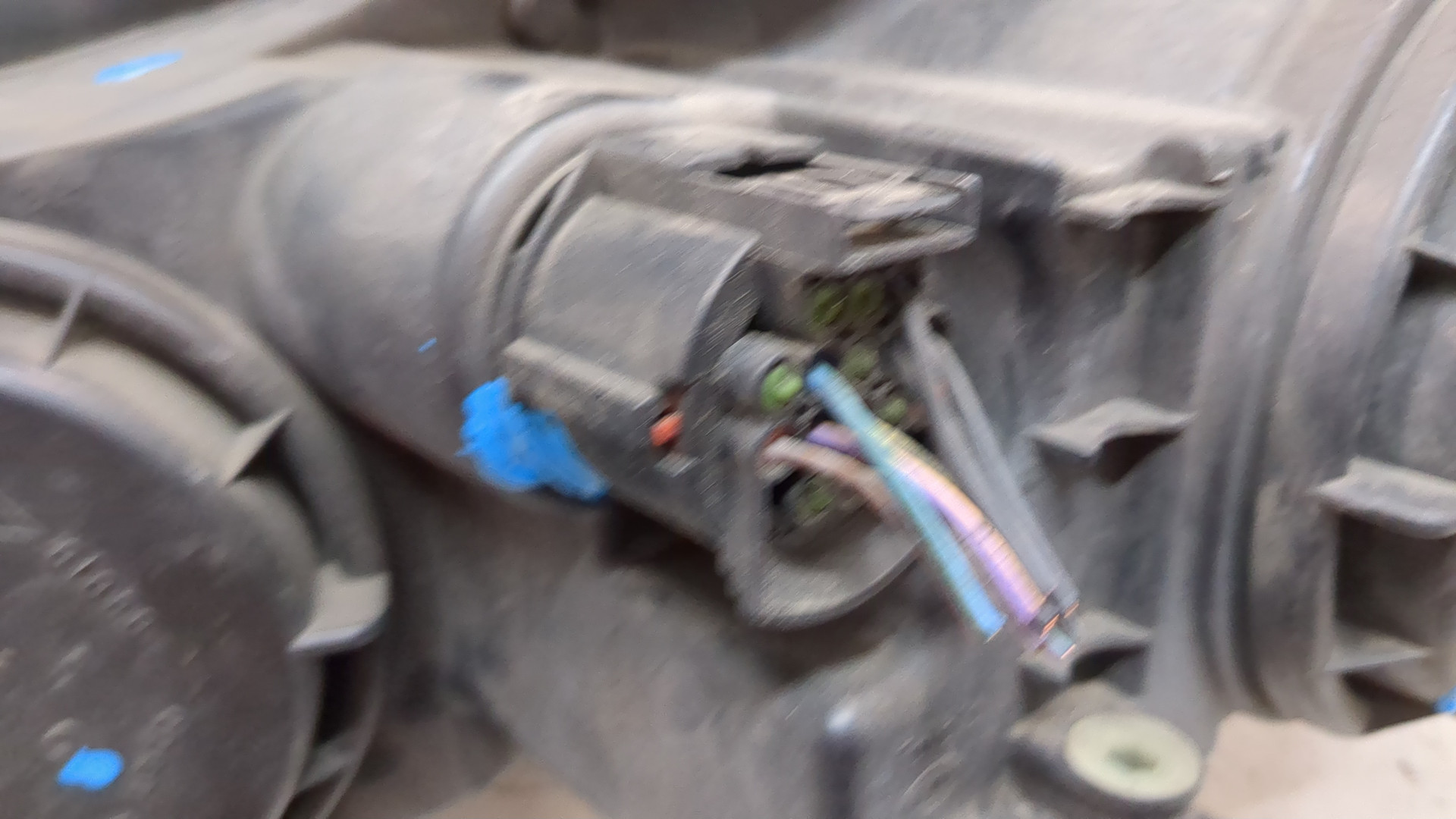 Фара правая