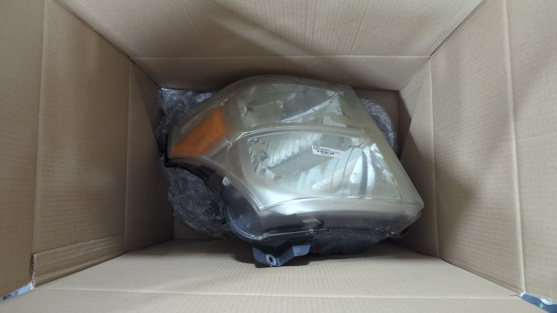 Фара правая