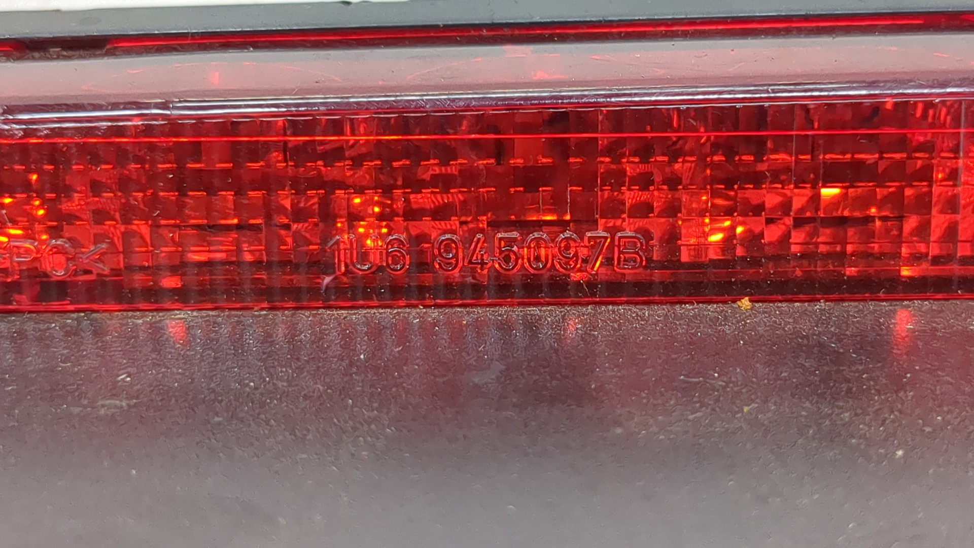 Фонарь задний (стоп сигнал)