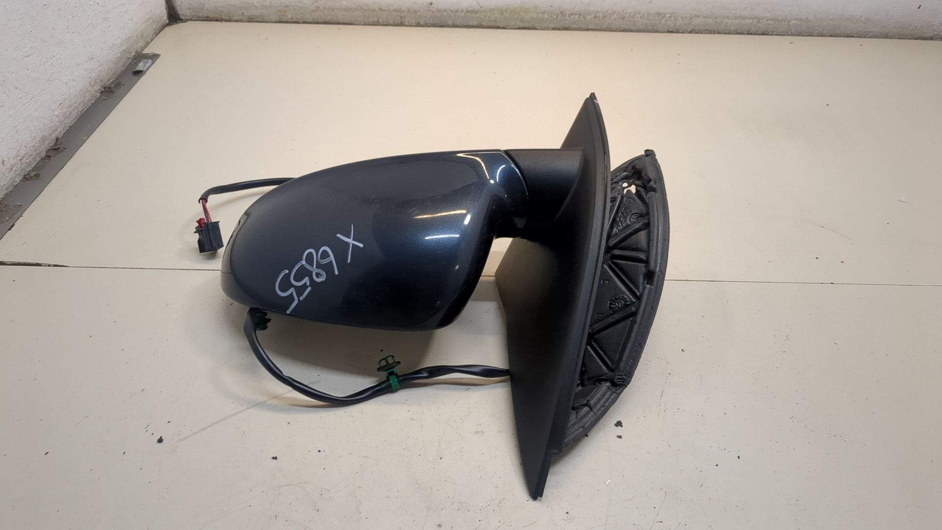 Зеркало левое электрическое