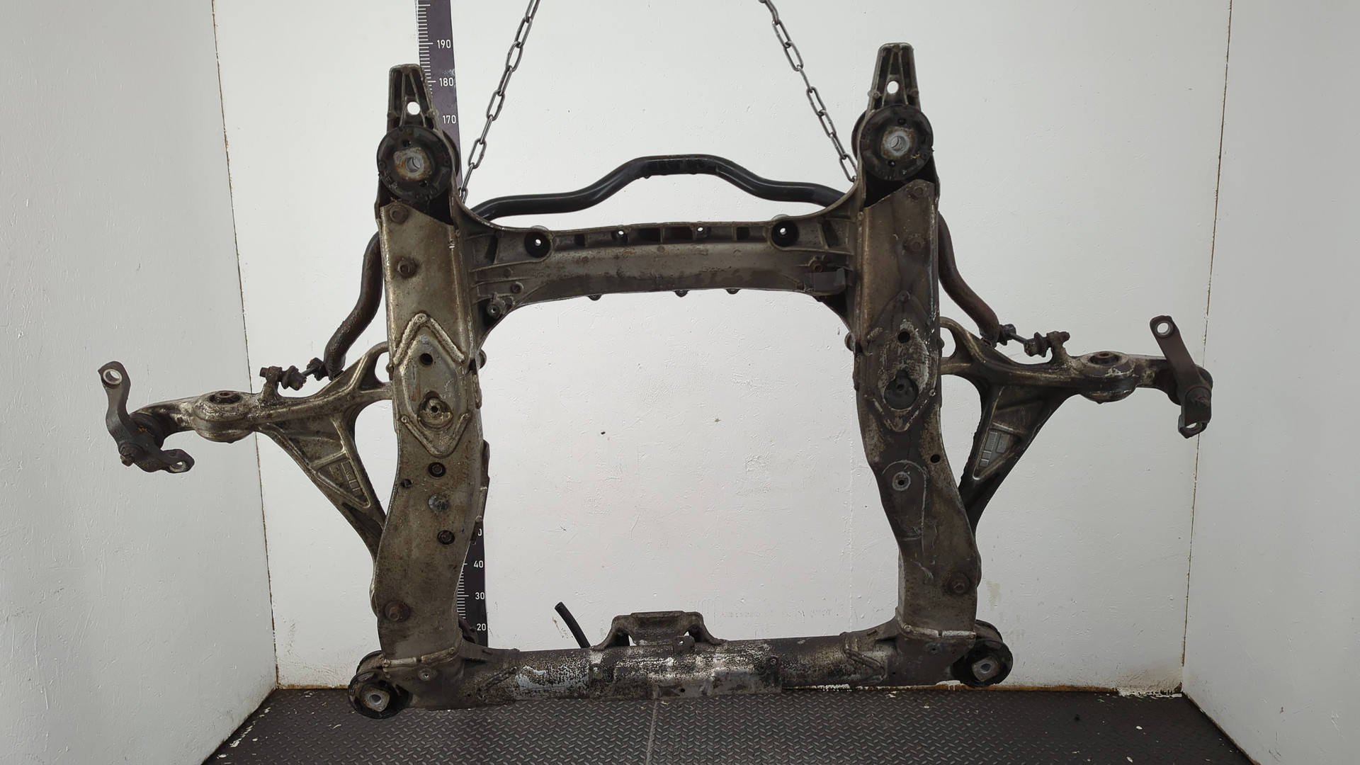 Балка подмоторная