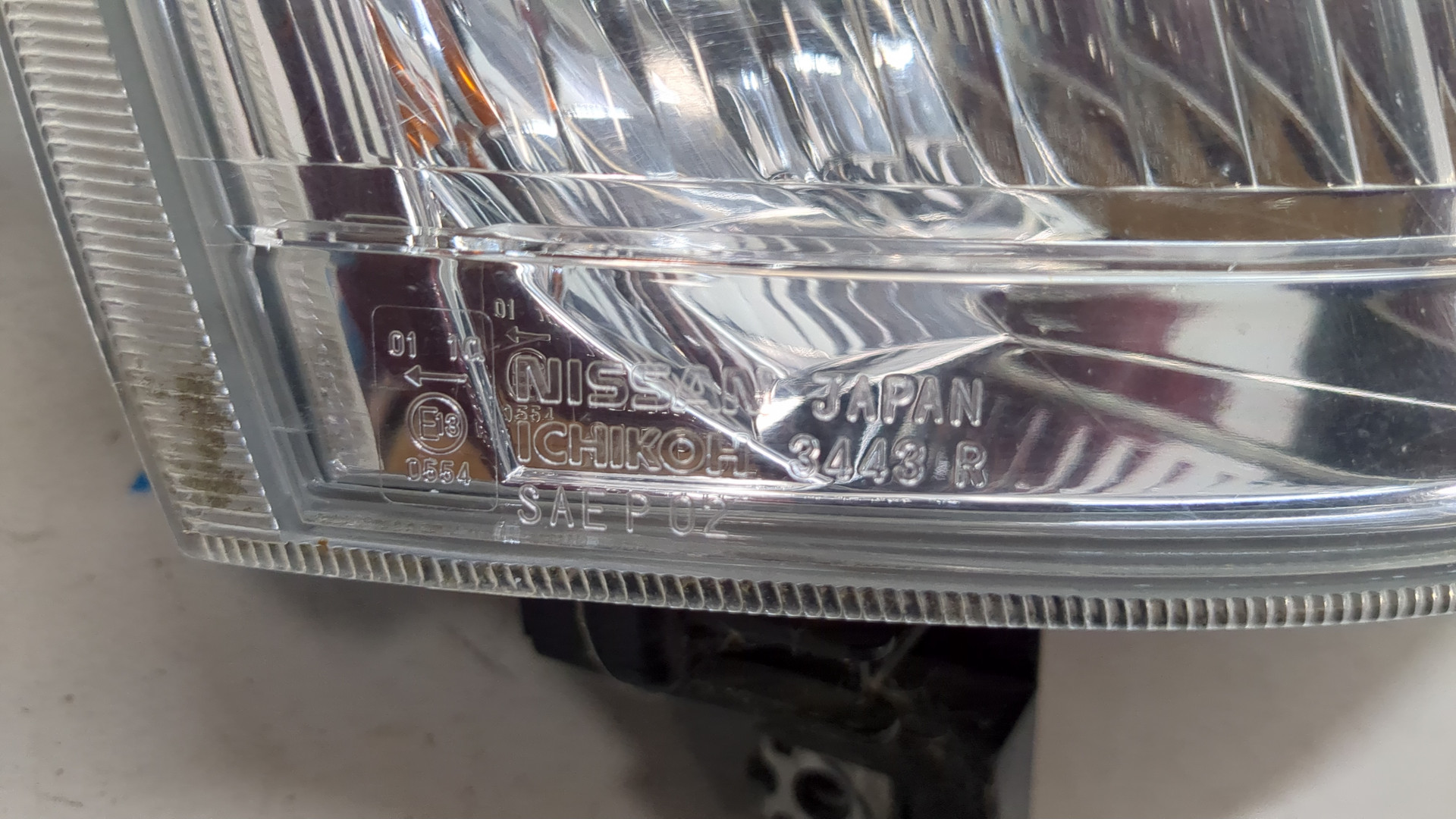 Фара правая