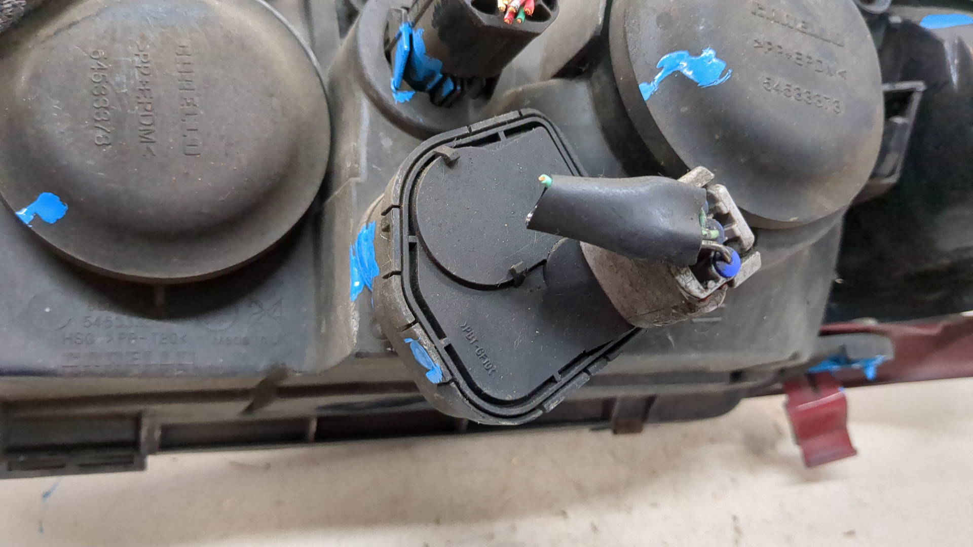 Фара правая