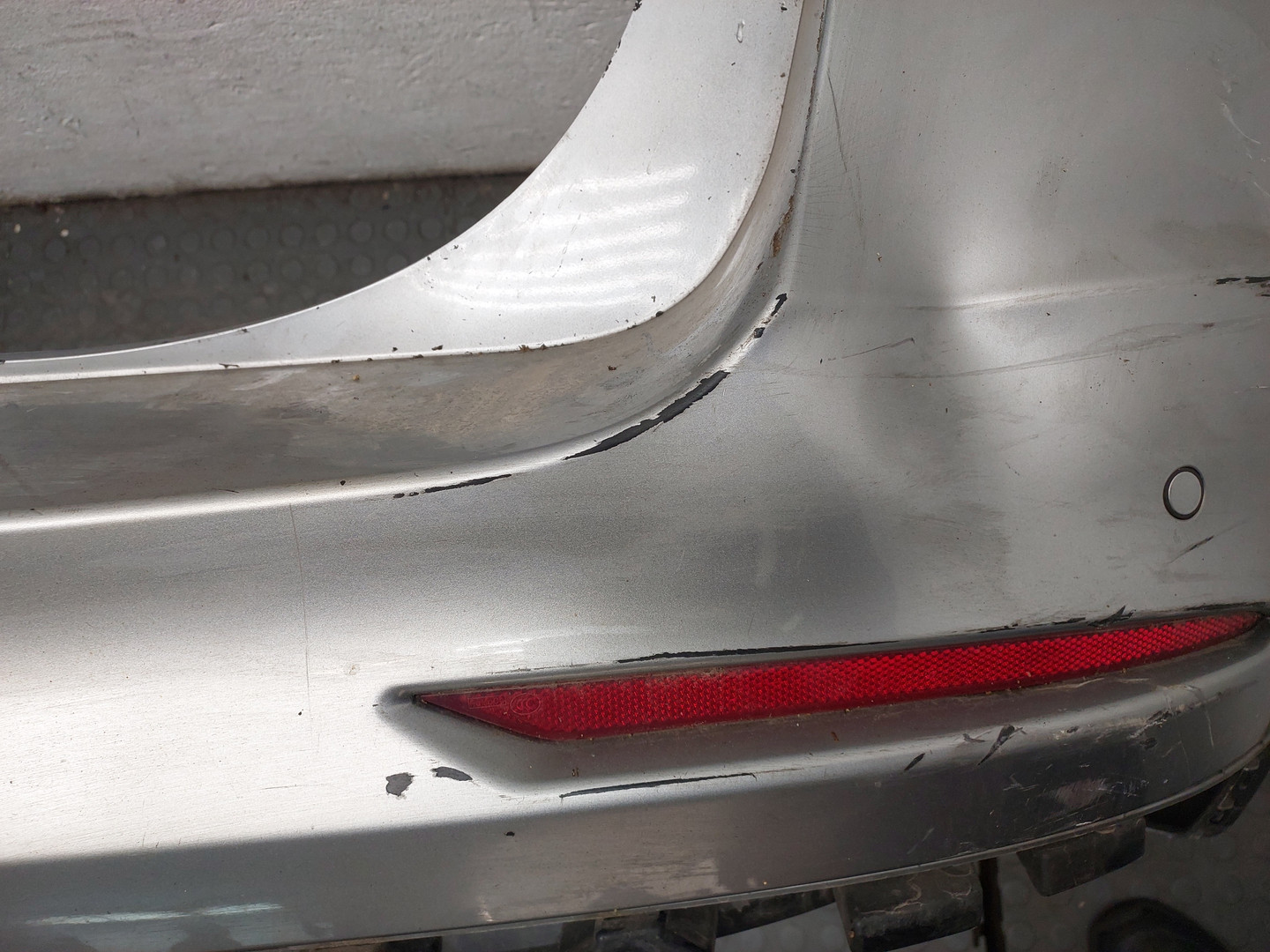 Бампер задний