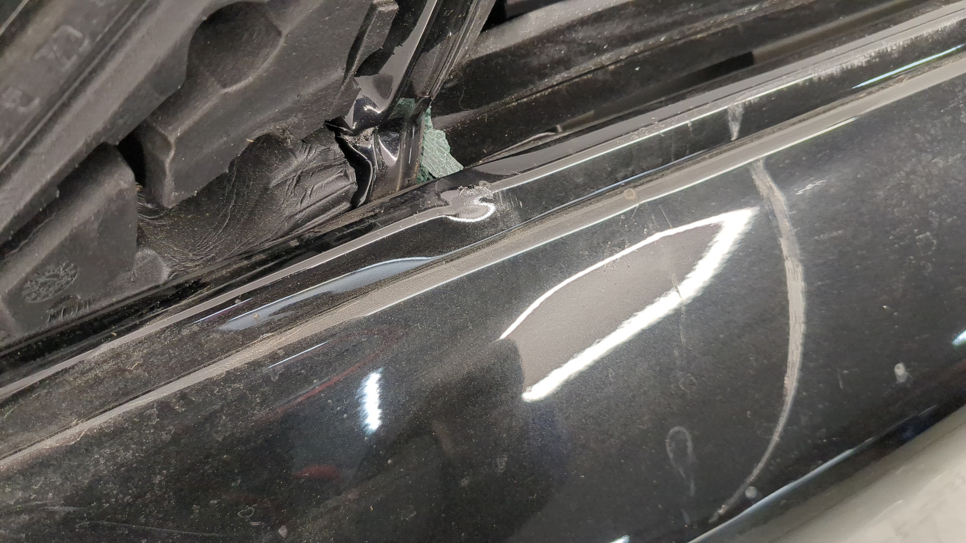 Дверь передняя левая