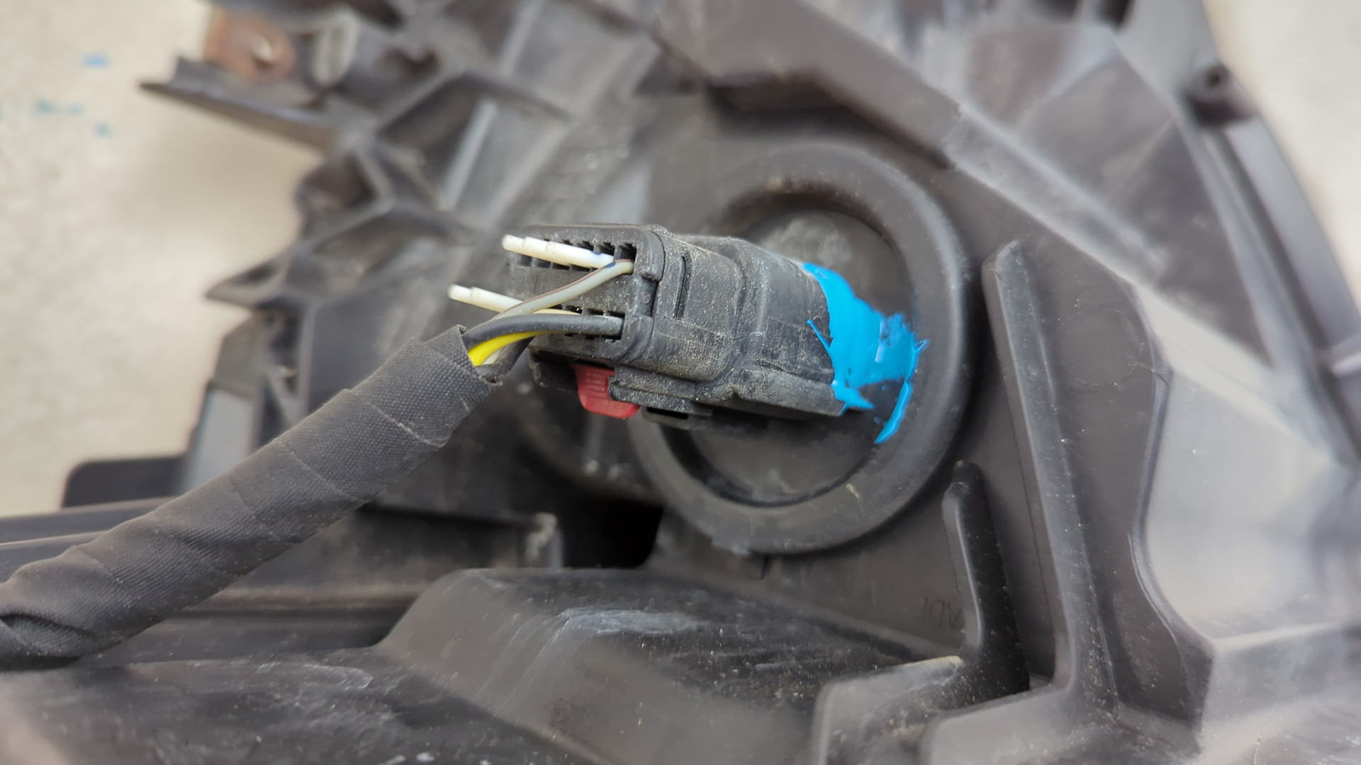 Фара правая