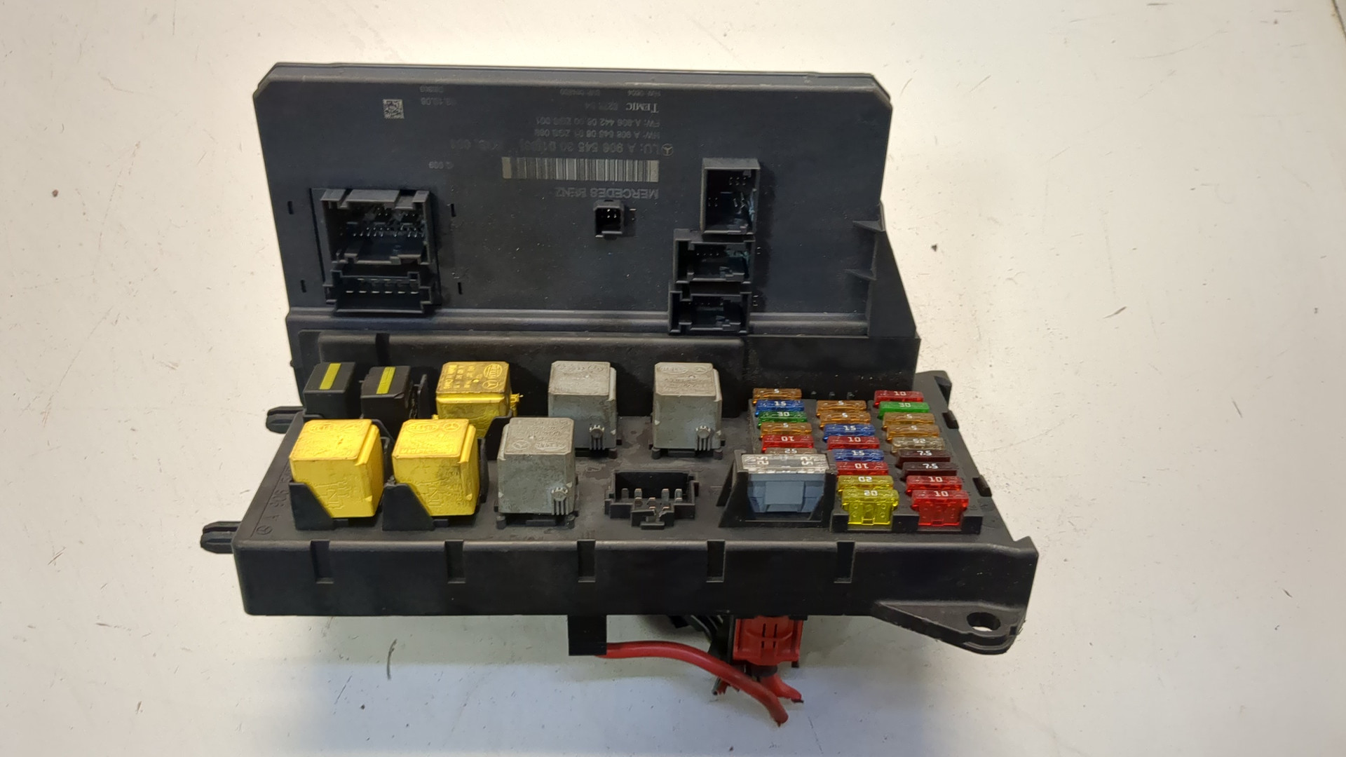 Блок предохранителей