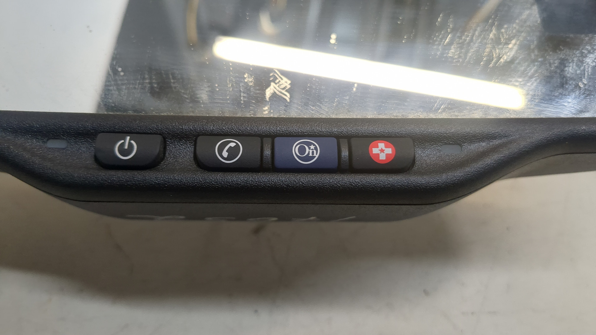 Зеркало заднего вида