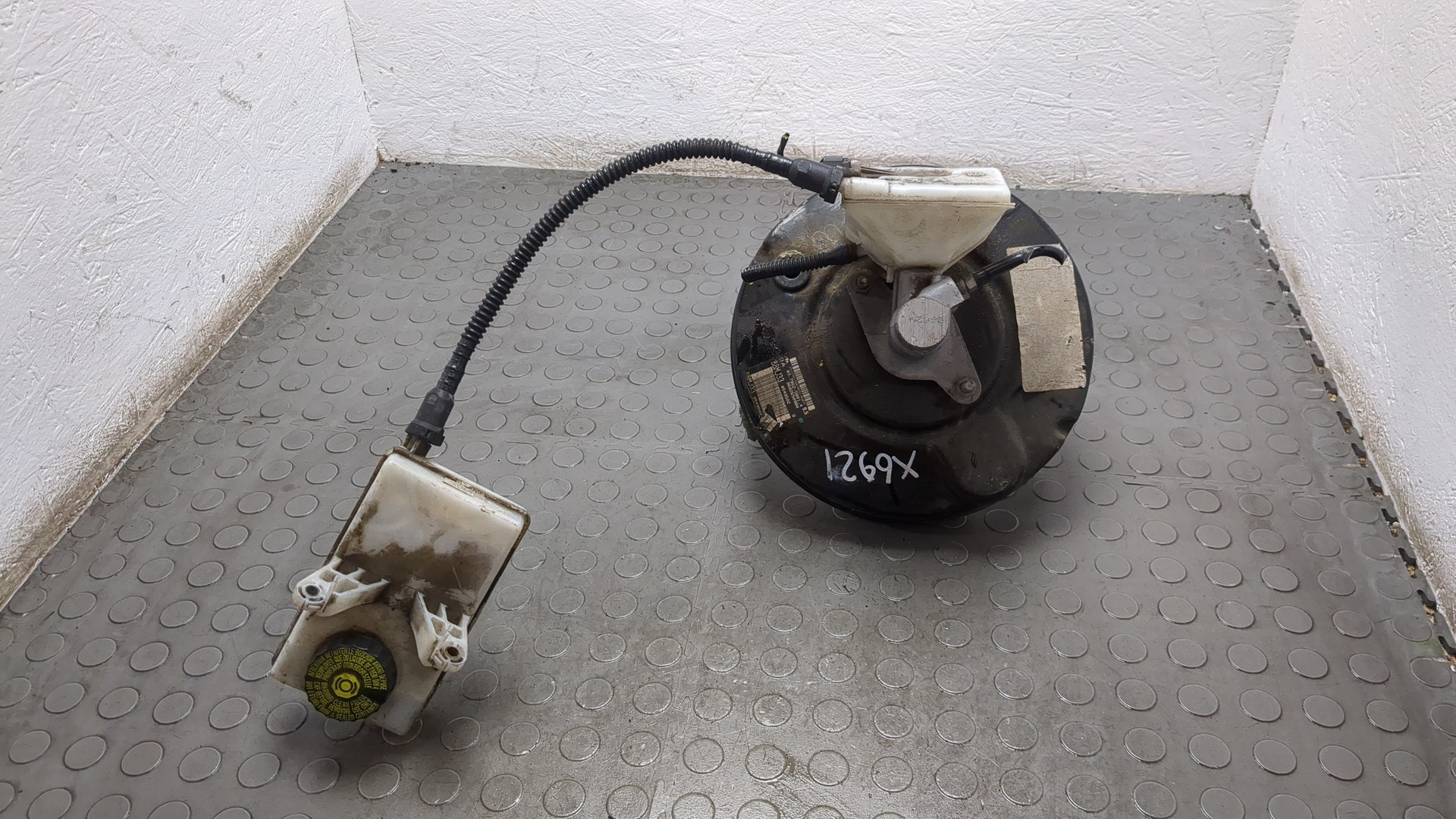 Цилиндр тормозной главный