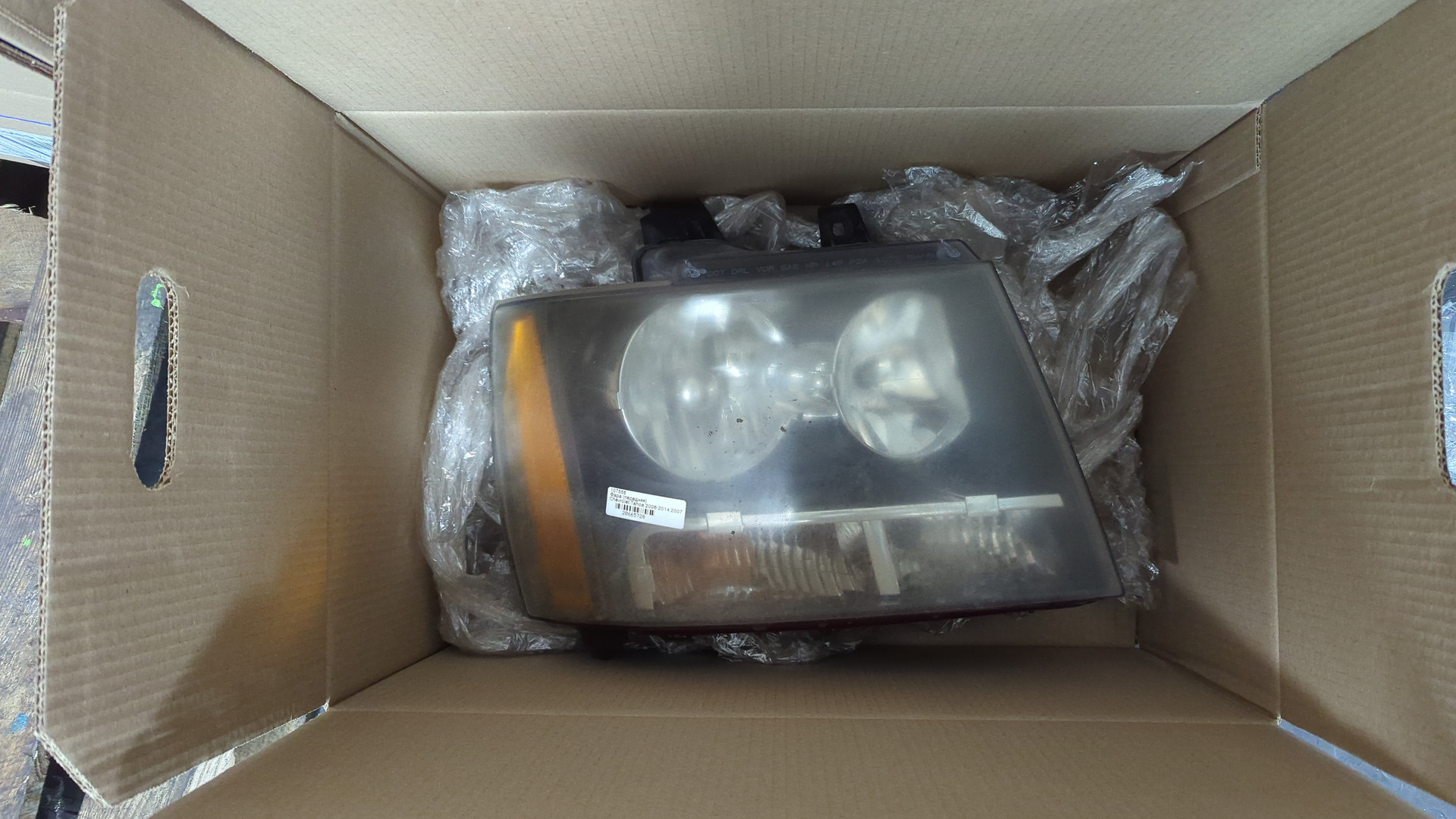 Фара правая