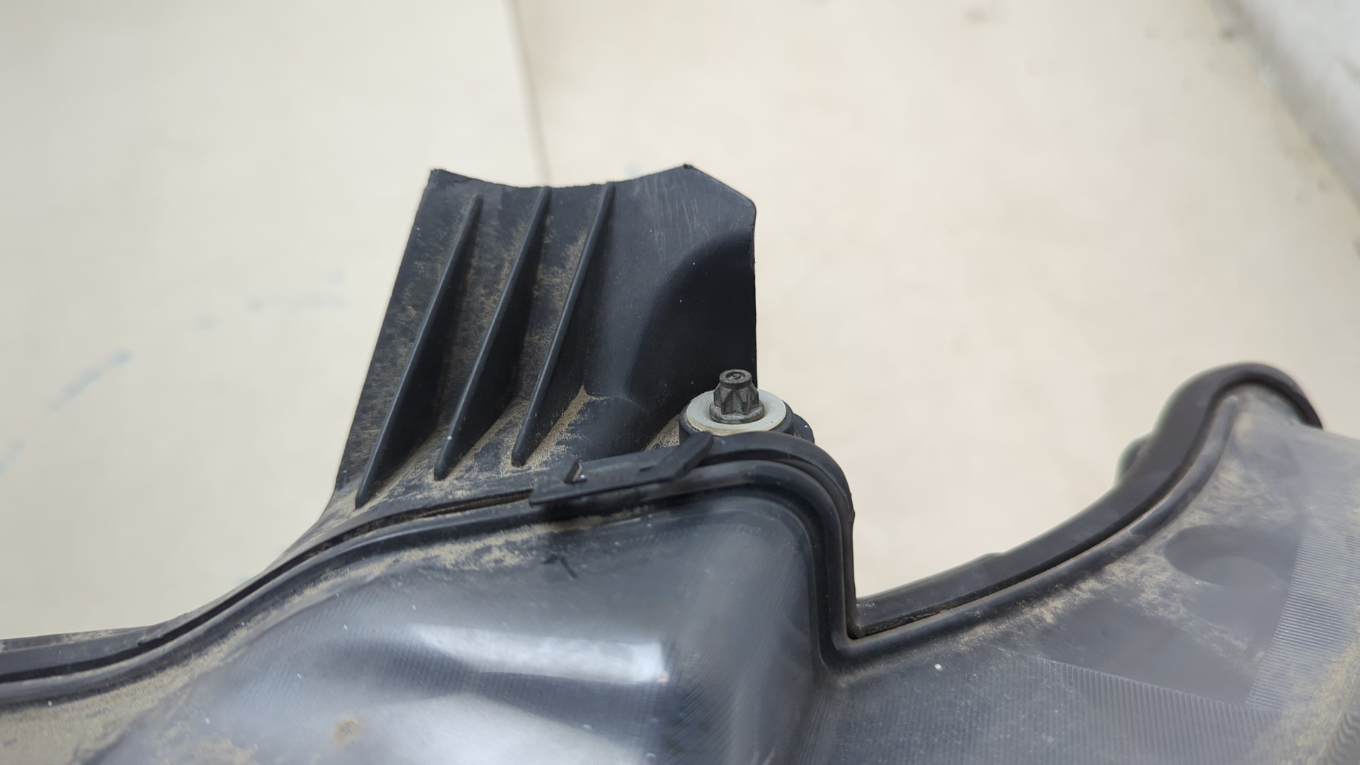 Фара правая