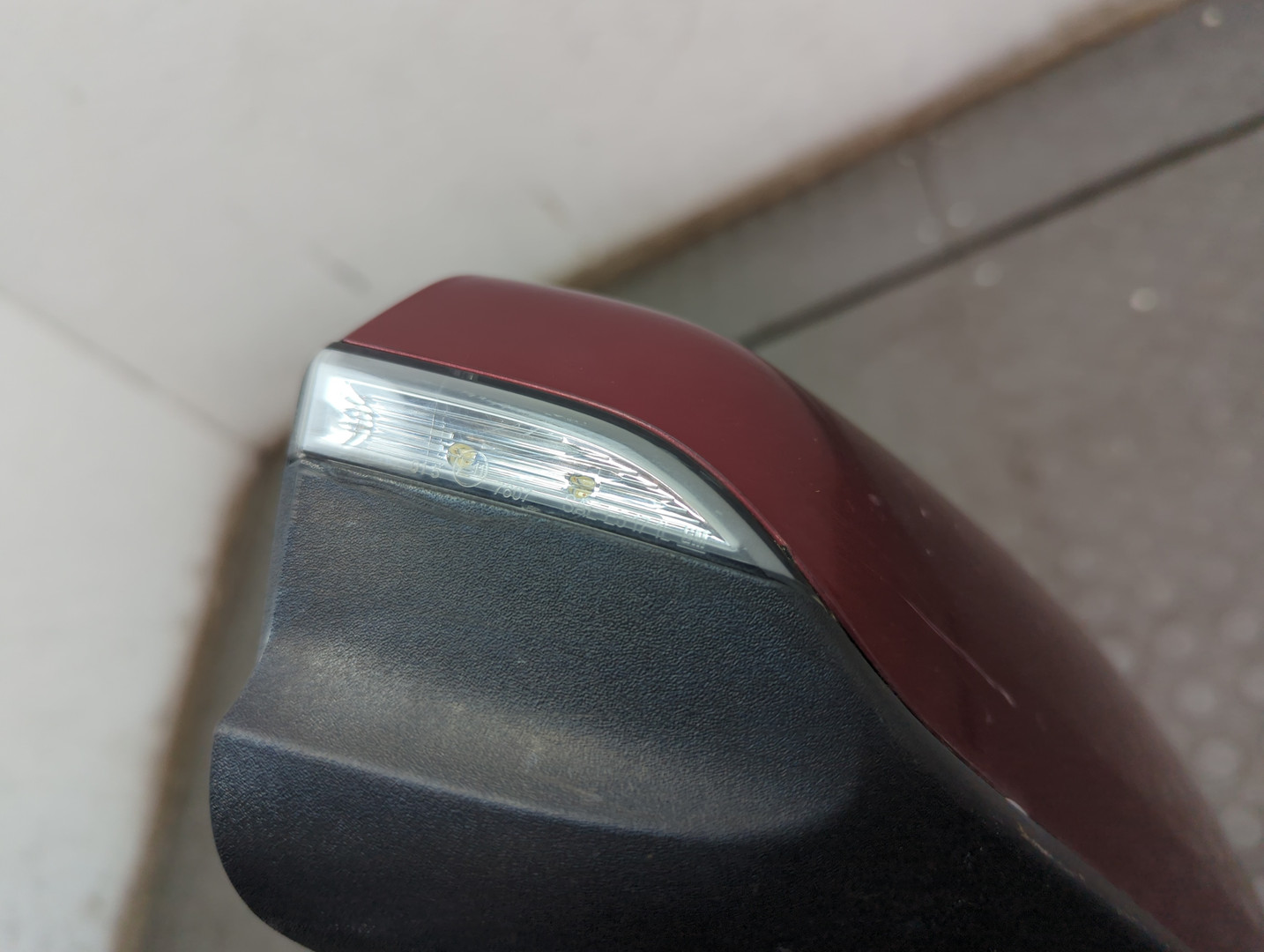 Зеркало правое электрическое