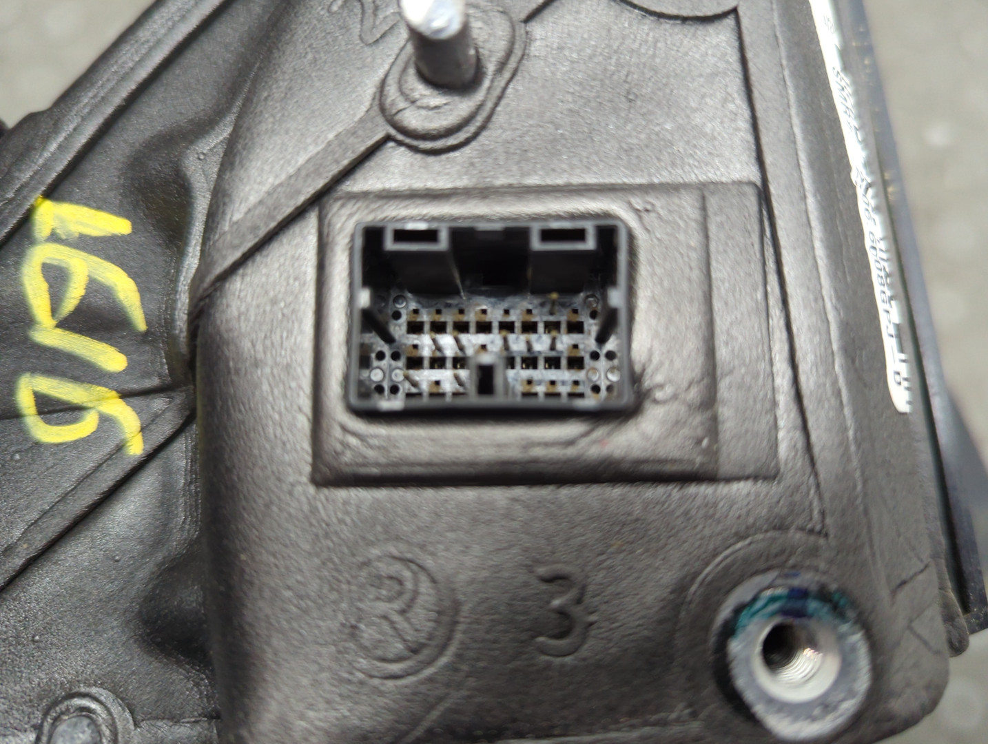 Зеркало правое электрическое