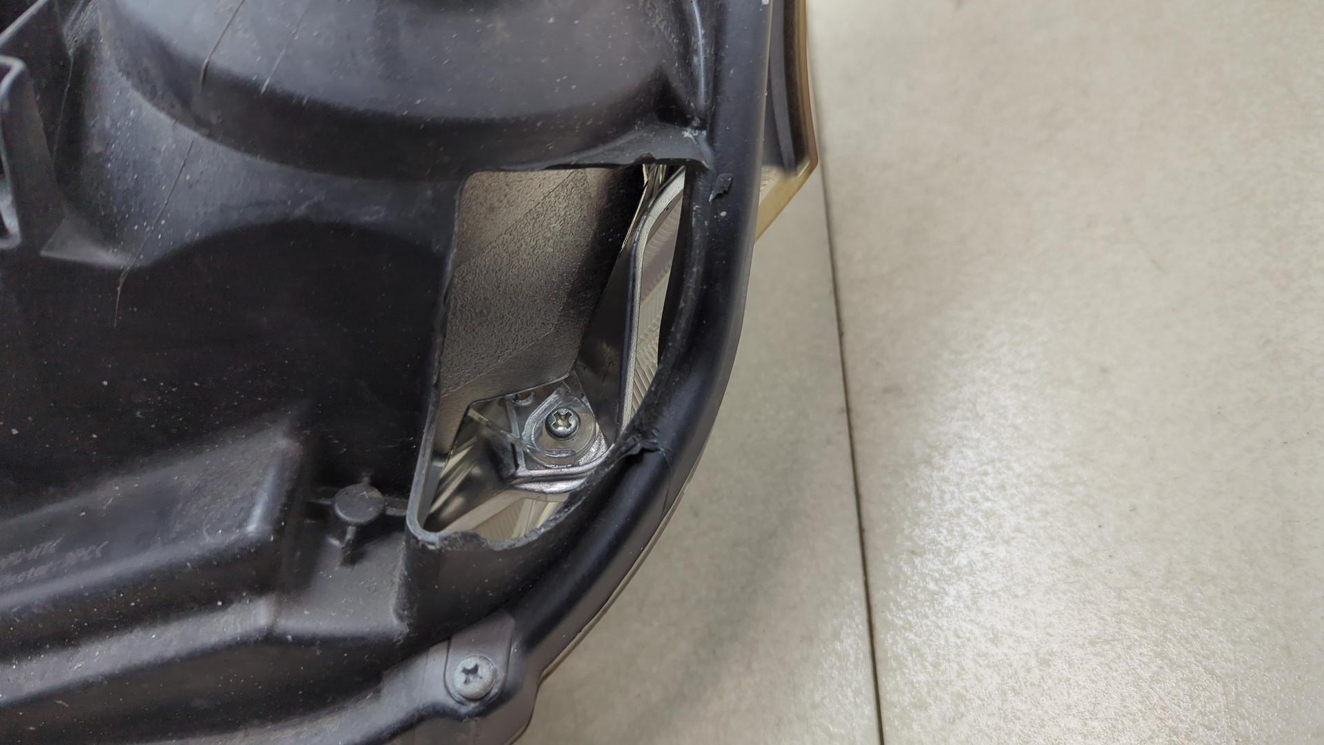 Фара правая