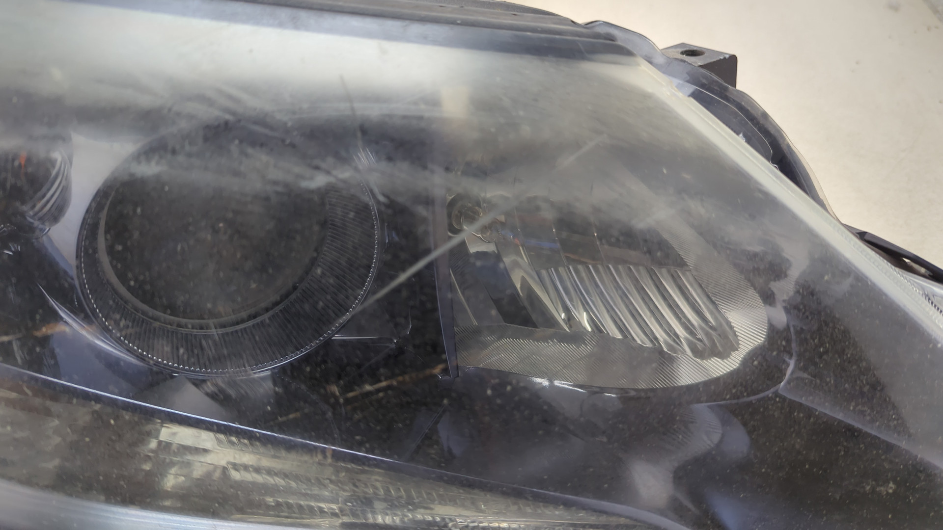 Фара правая