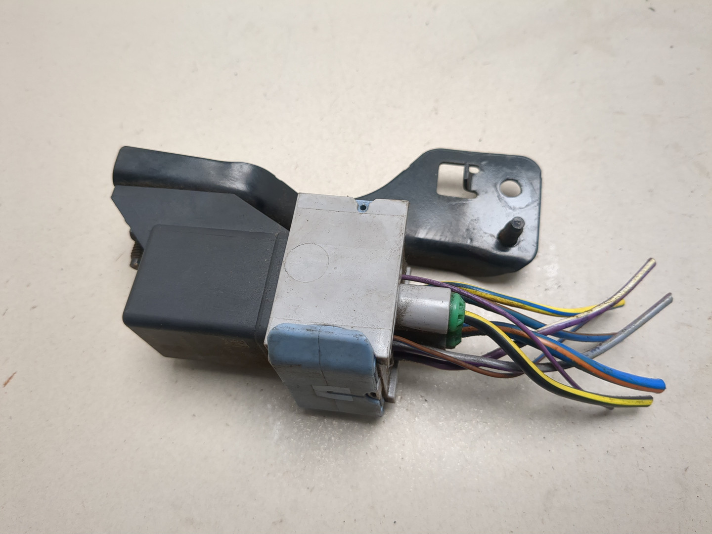 Реле свечей накала