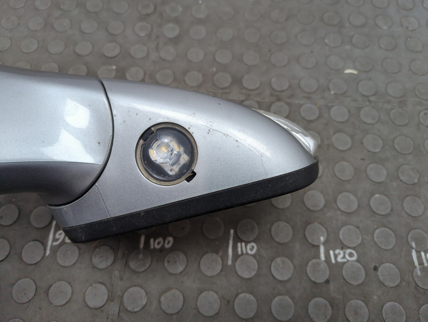 Зеркало левое электрическое