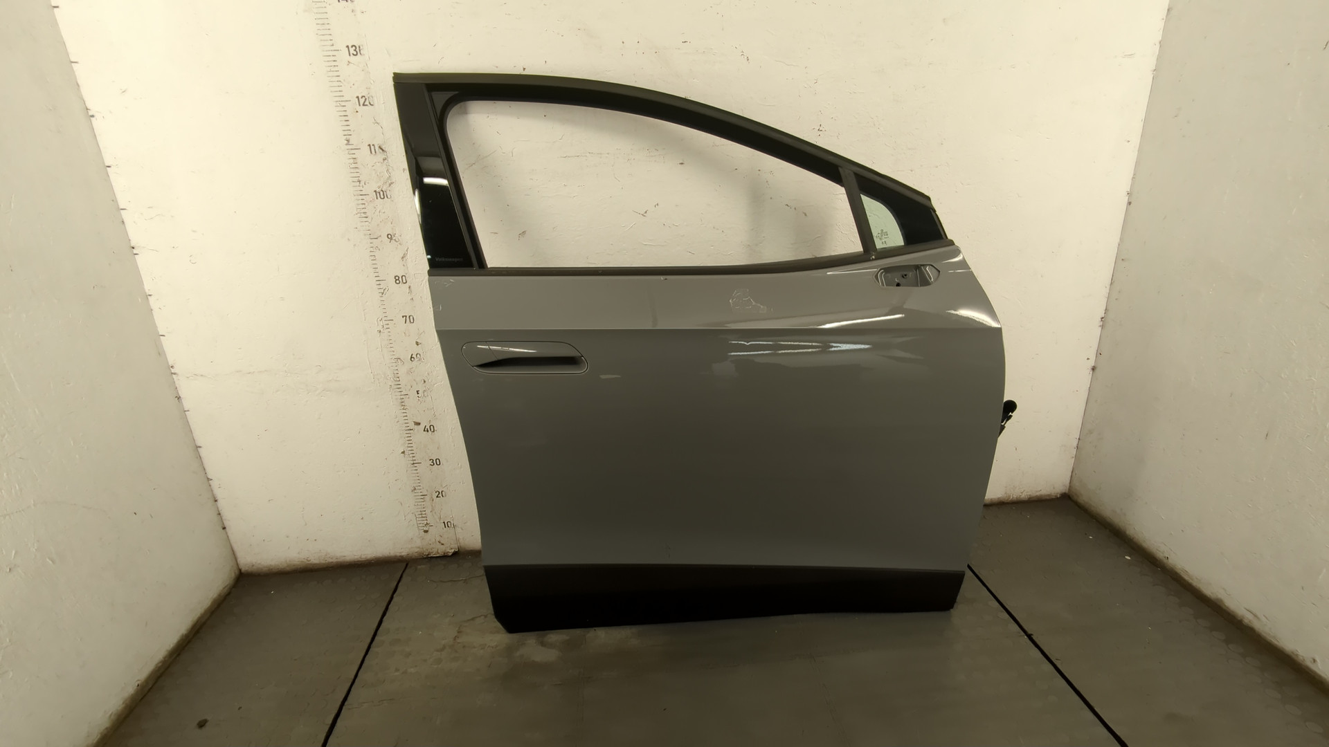 Дверь передняя правая