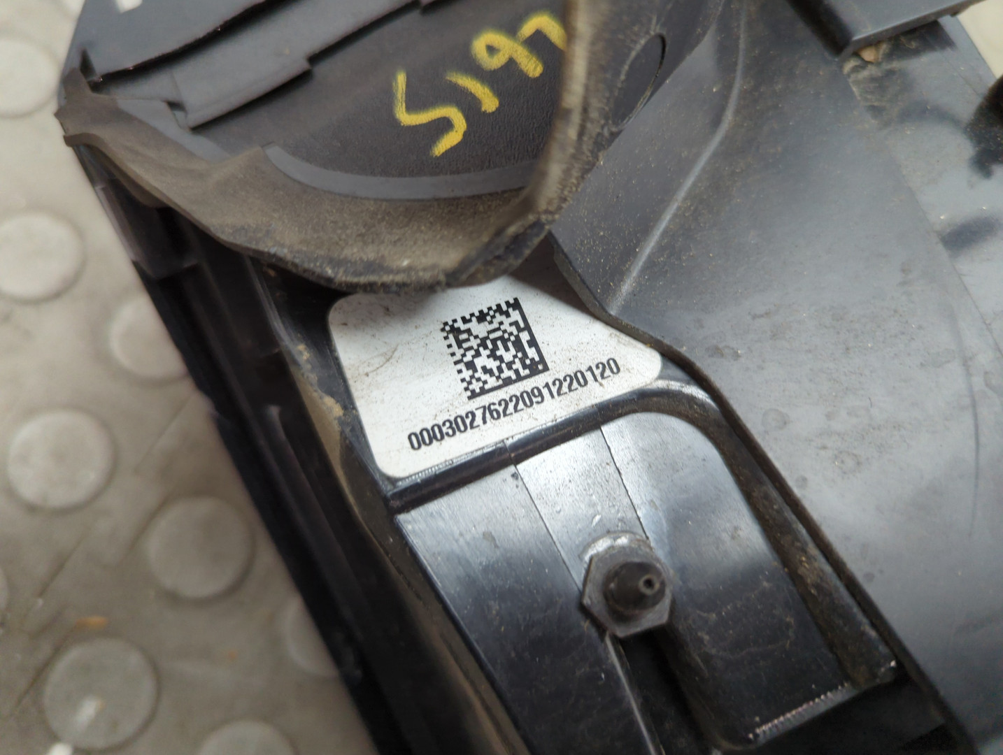 Фонарь задний правый