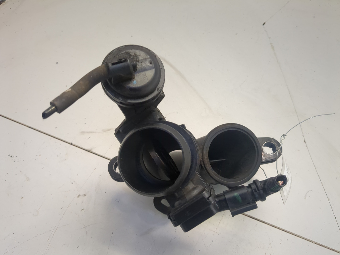 Заслонка дроссельная электрическая