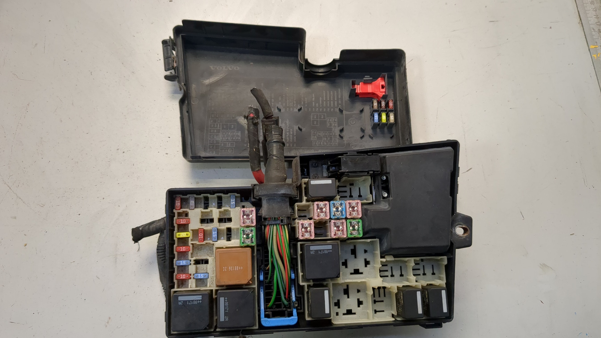 Блок предохранителей