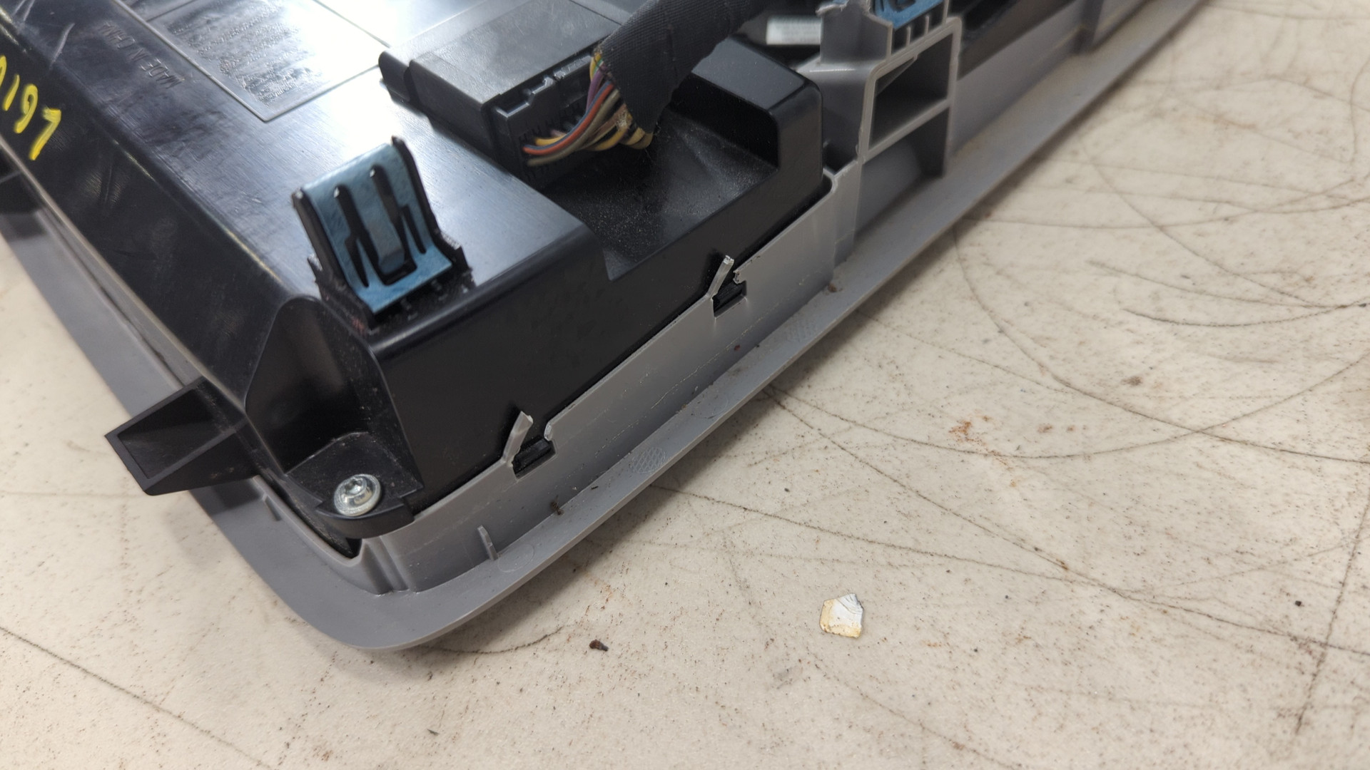 Плафон салонный