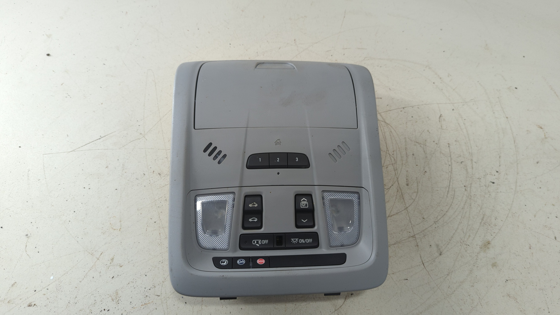 Плафон салонный