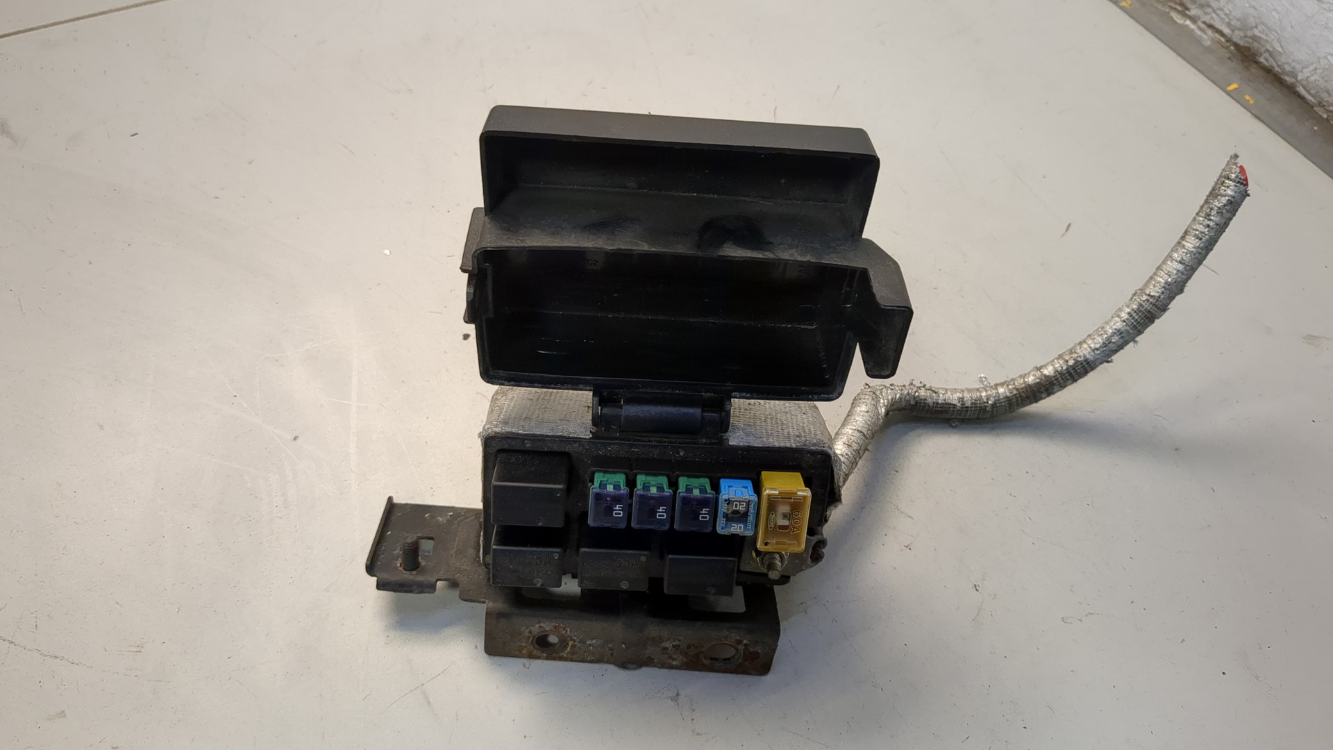 Блок предохранителей