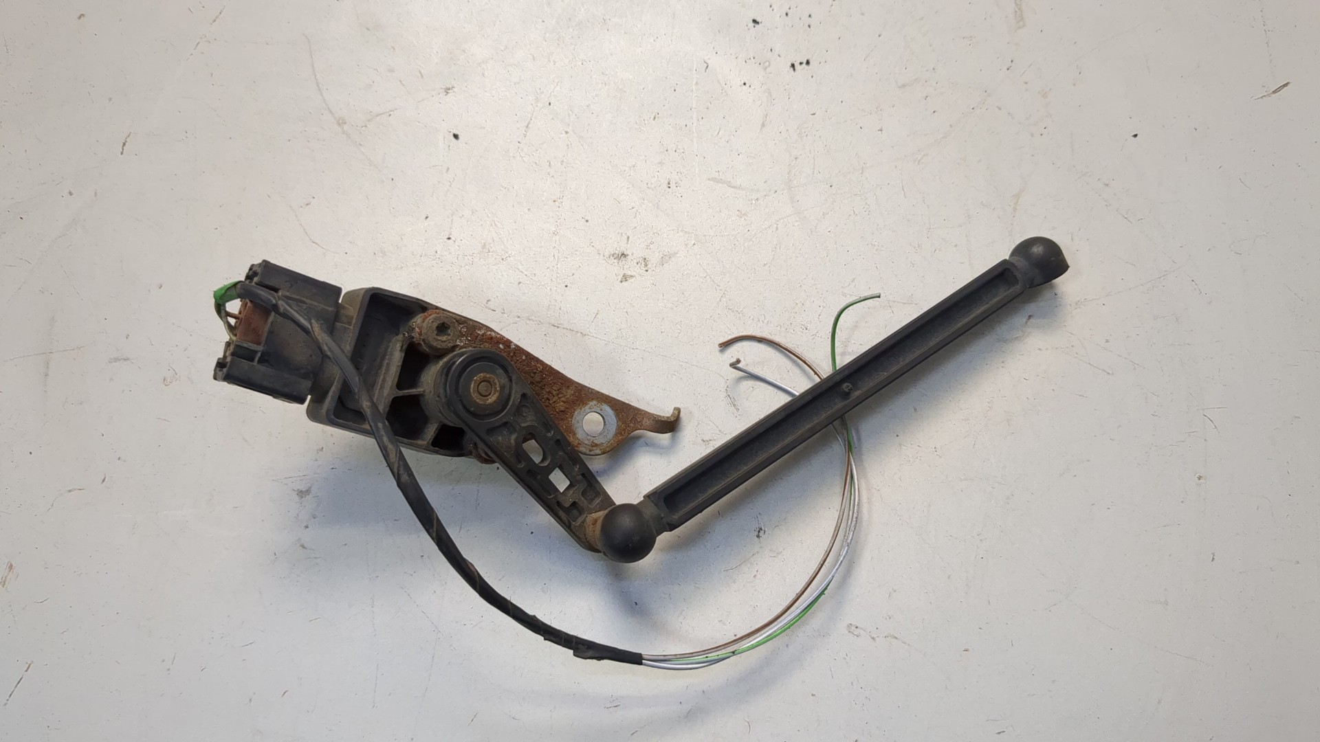 Датчик регулировки дорож. просвета