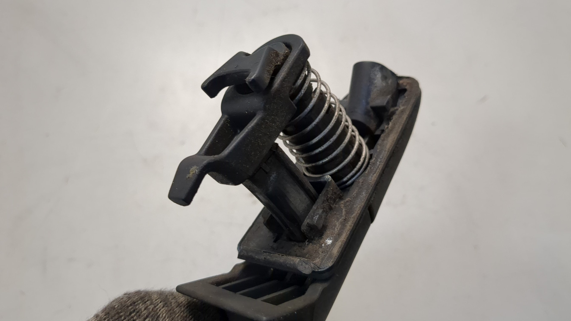 Ручка двери сдвижной наружная