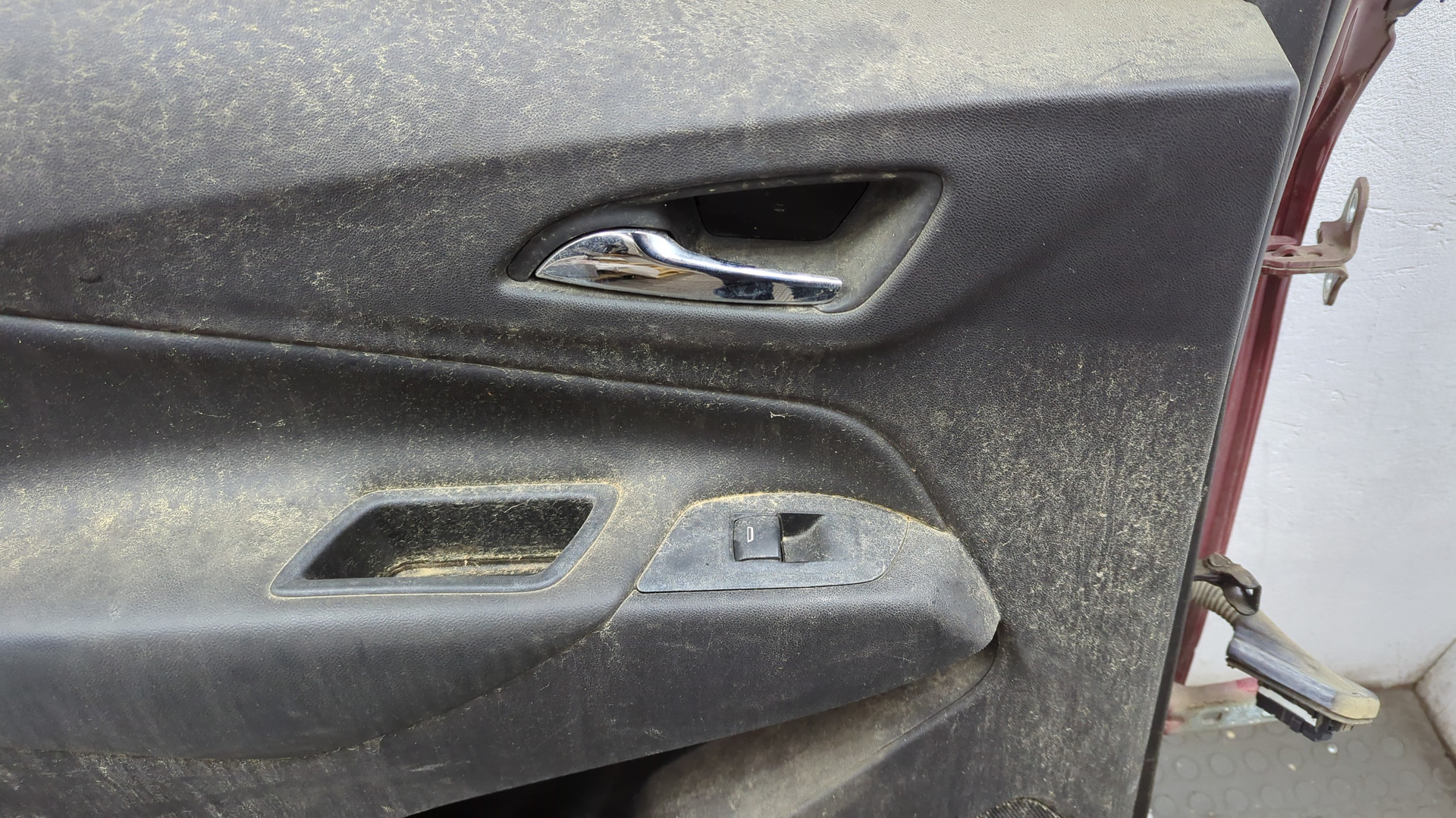 Дверь задняя левая