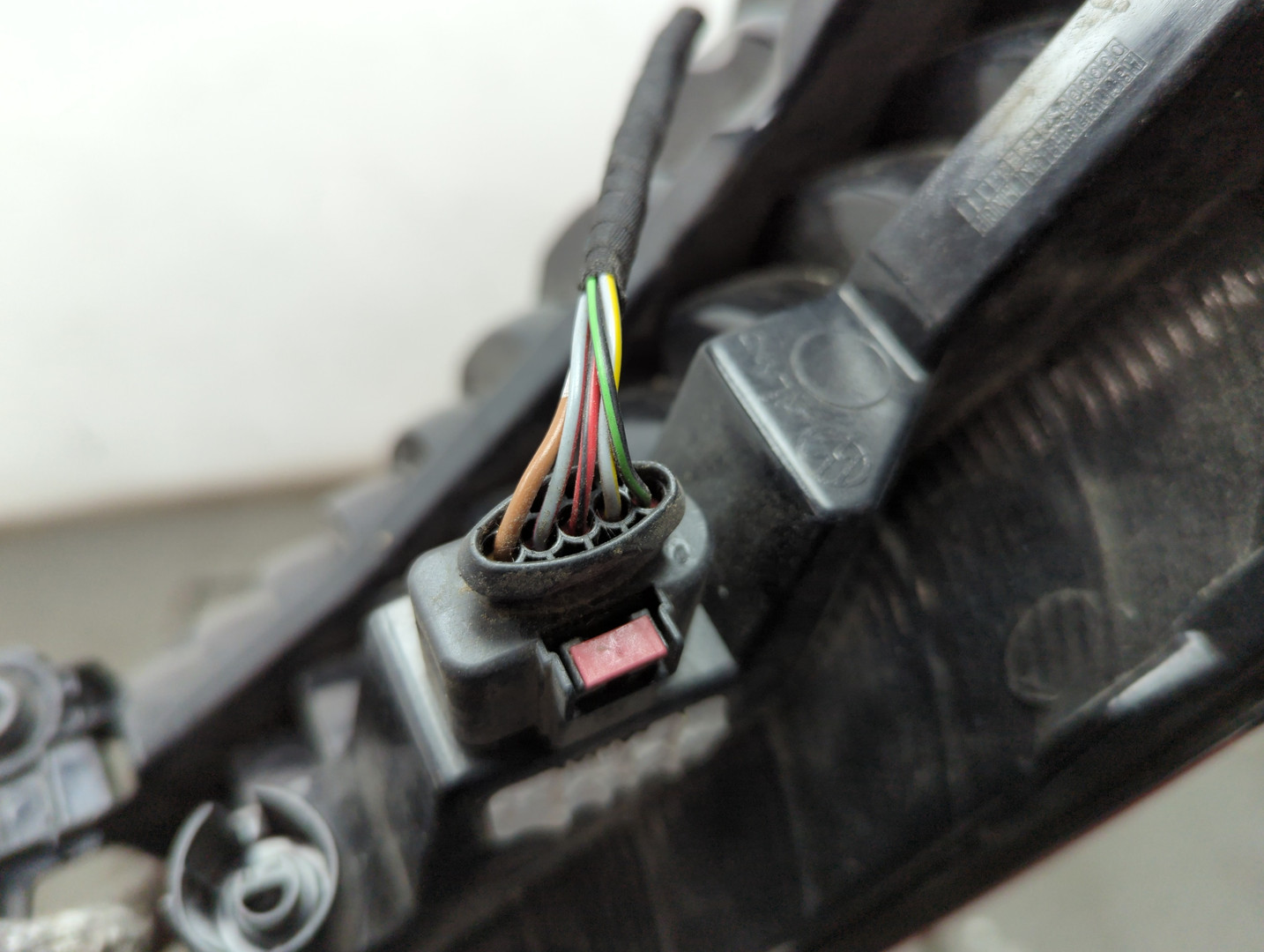 Фонарь задний правый