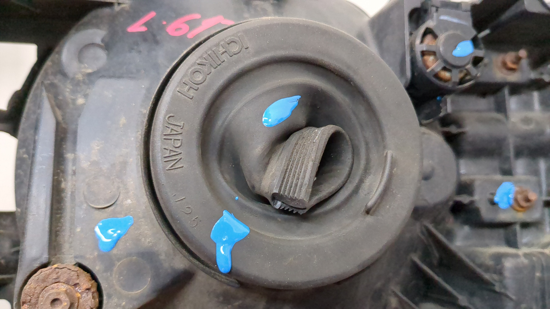 Фара правая