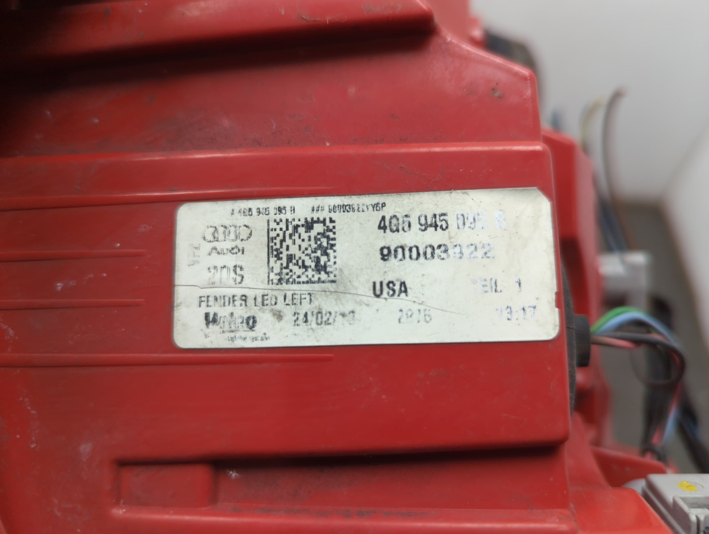 Фонарь задний левый