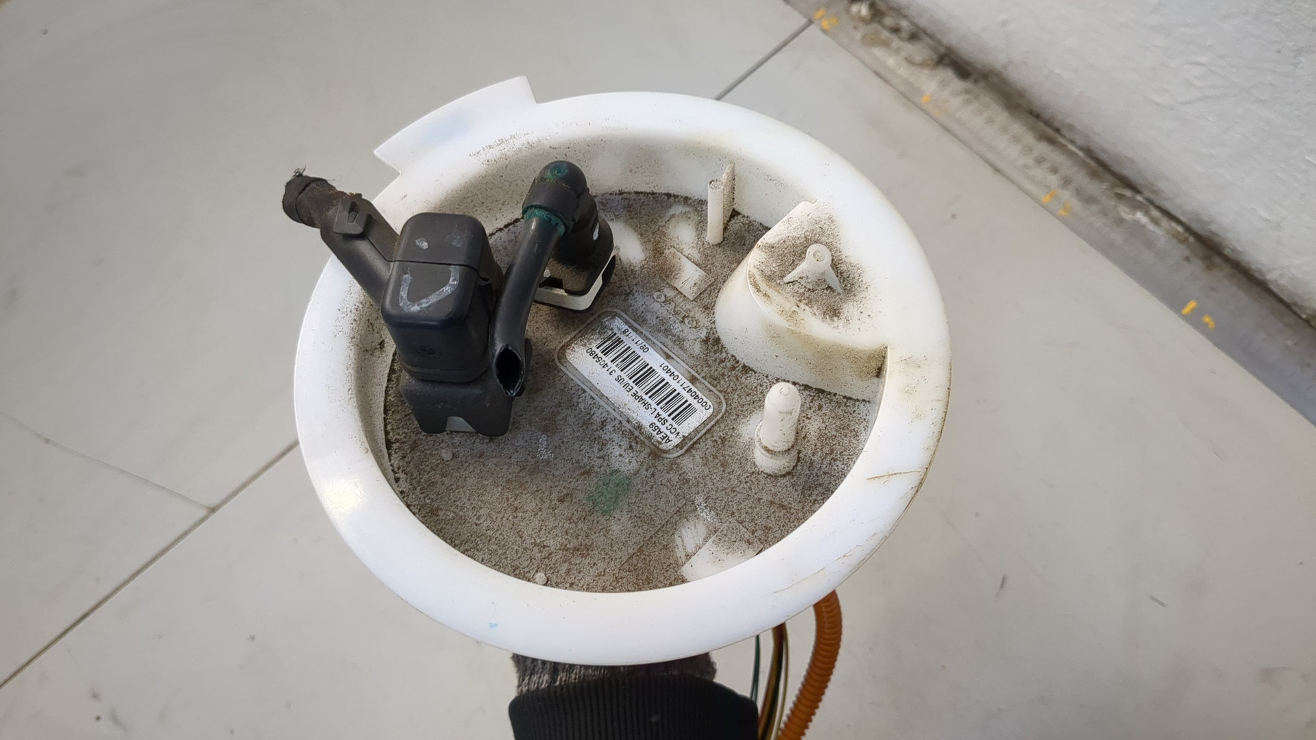 Насос топливный электрический