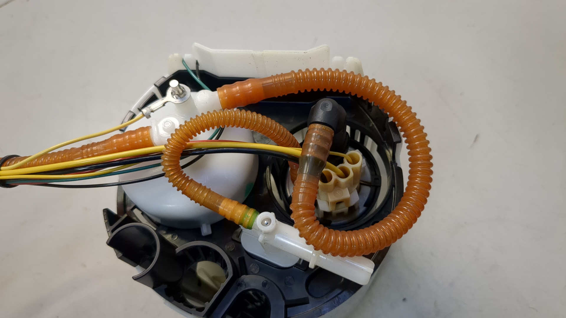 Насос топливный электрический