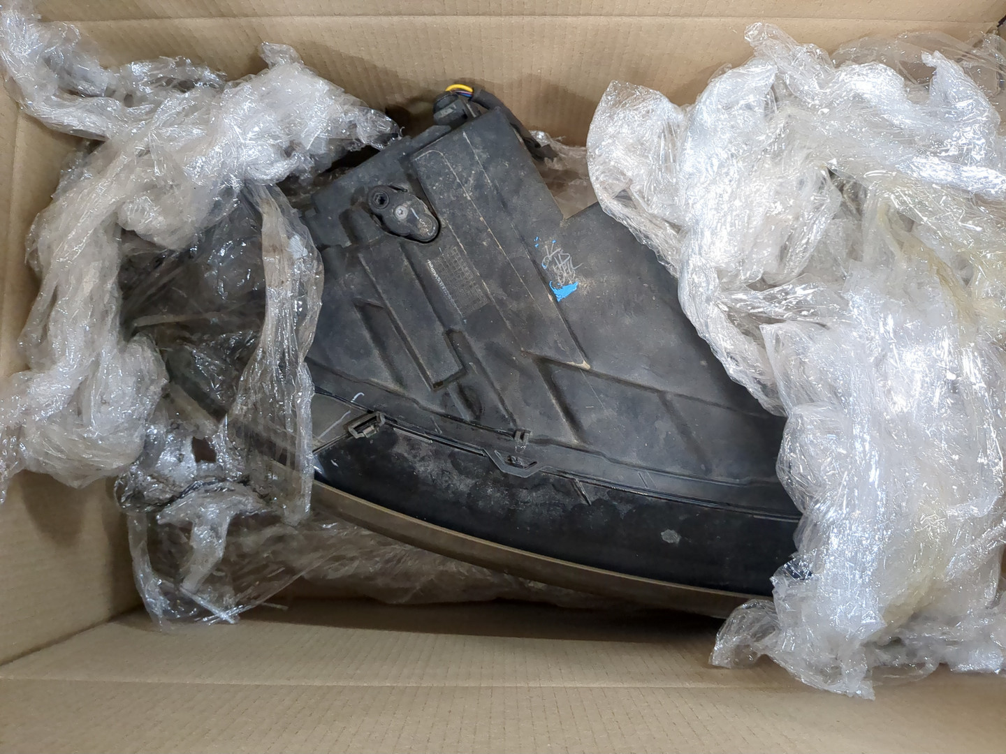 Фара правая