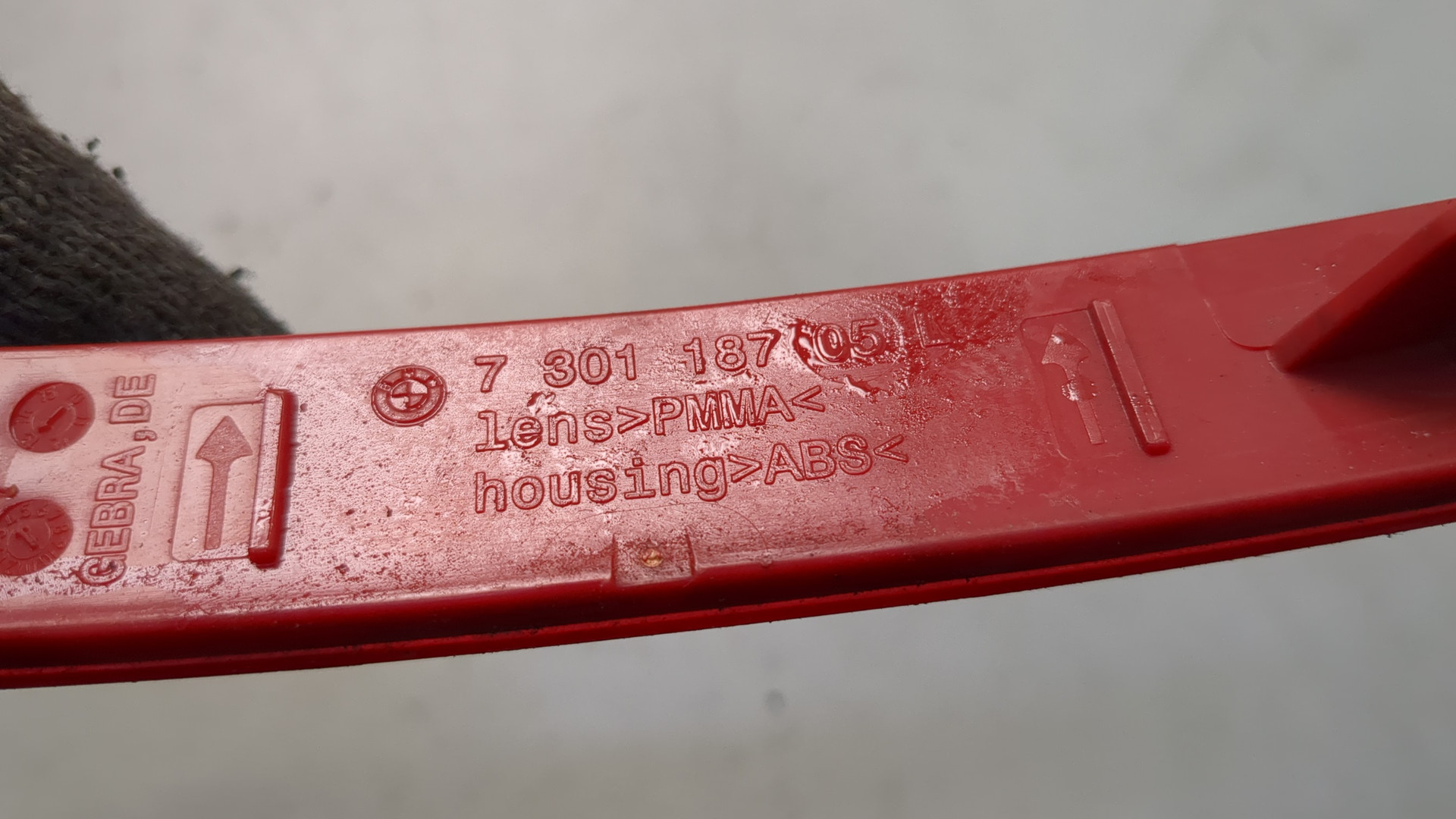 Отражатель в бампер задний левый