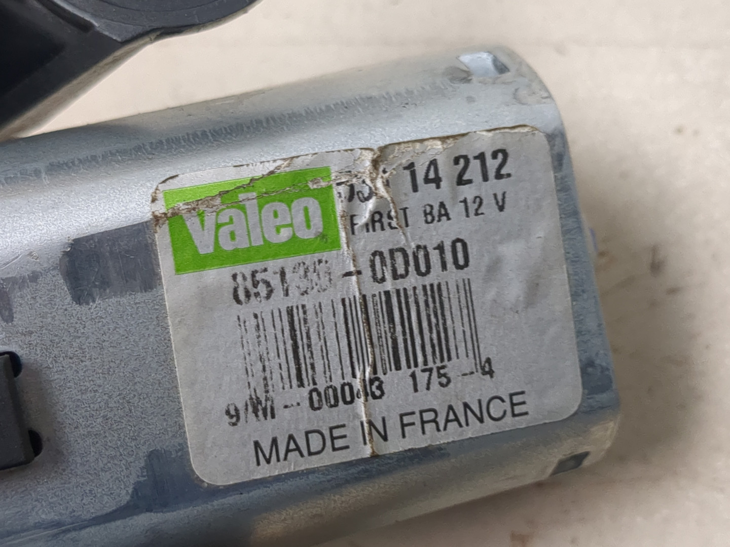 Моторчик стеклоочистителя задний