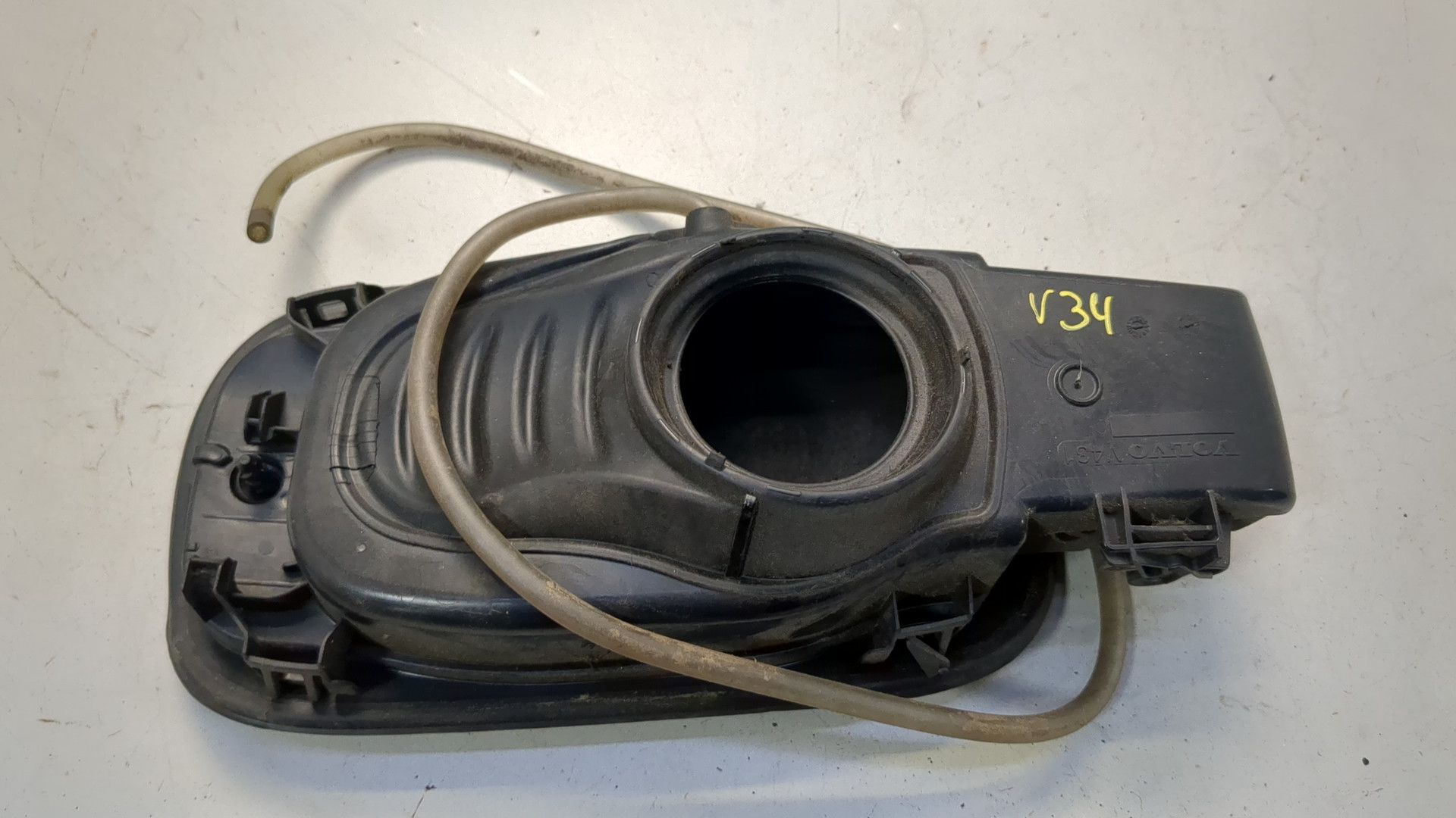 Лючок бензобака