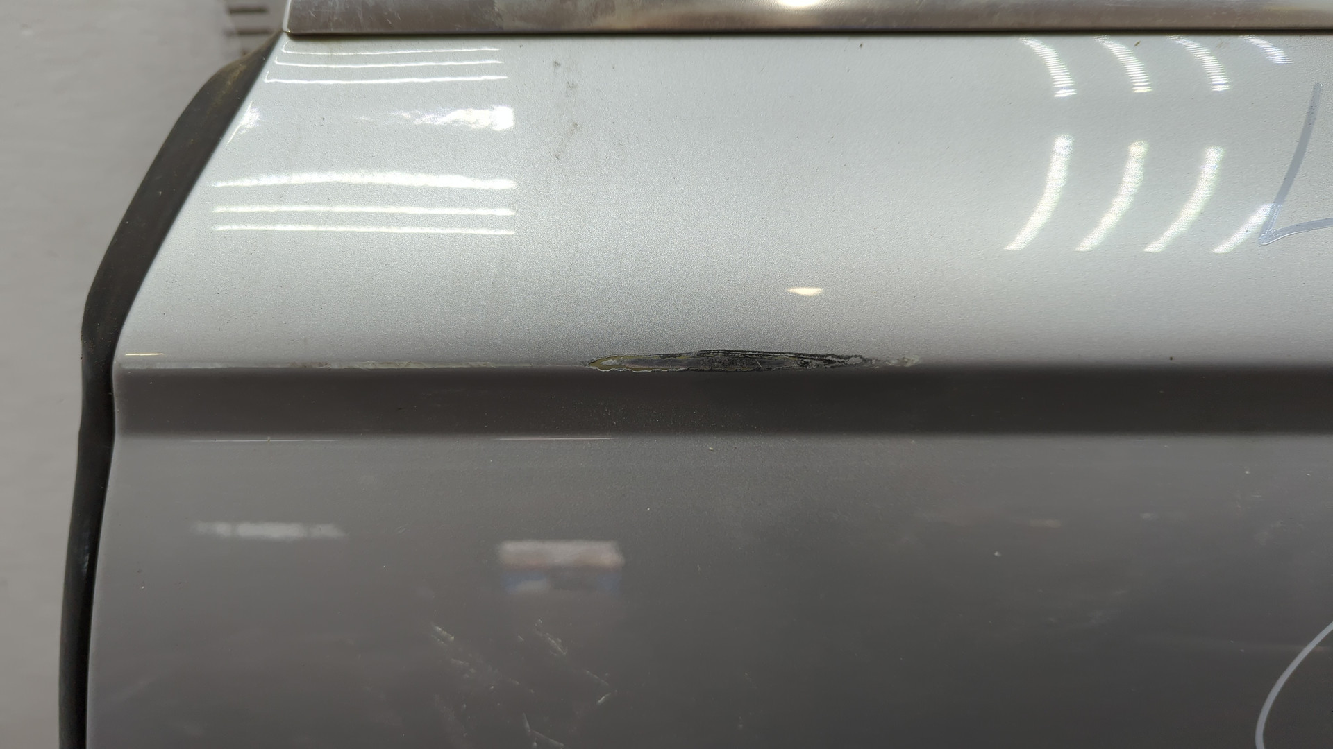 Дверь задняя левая