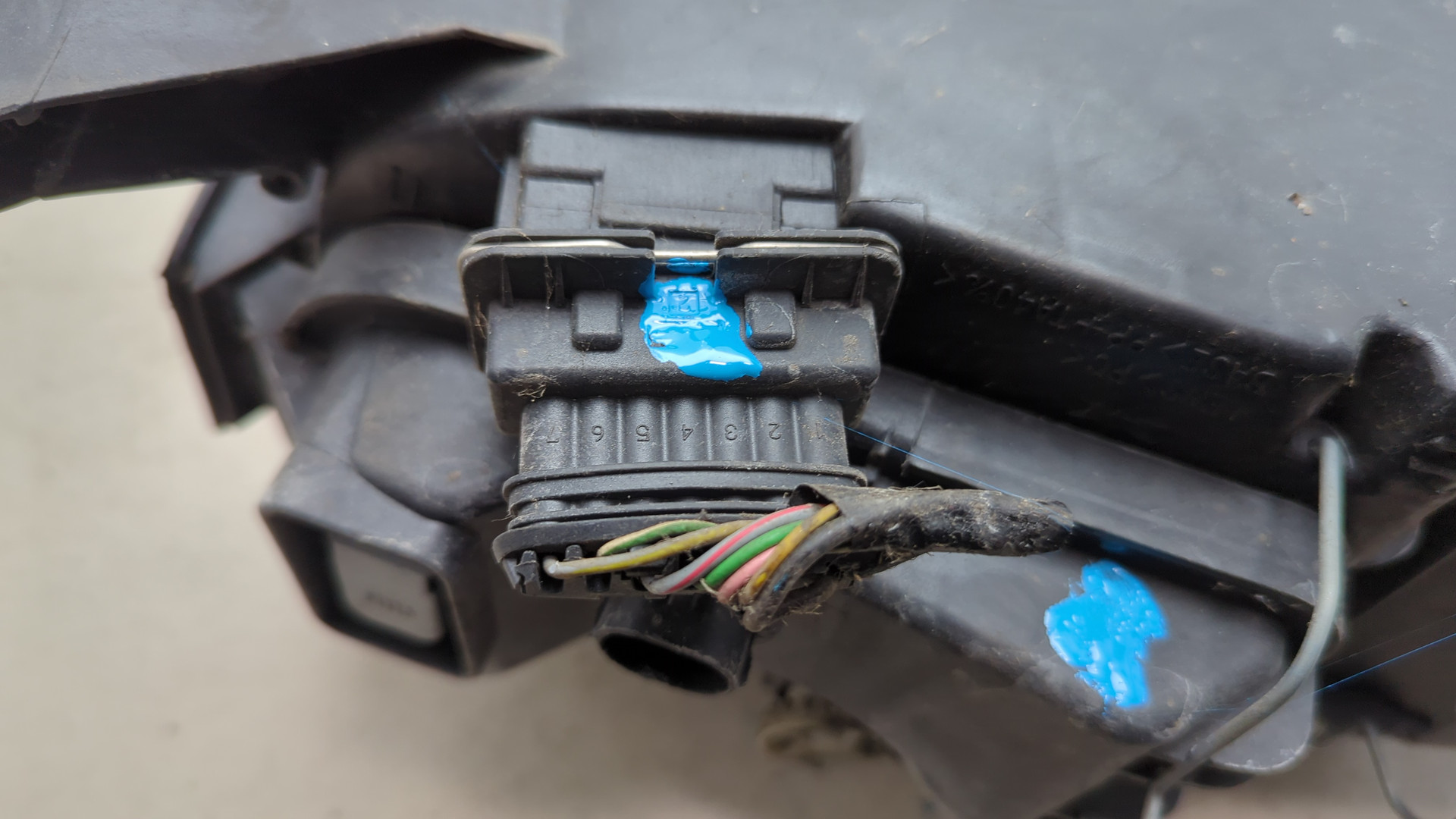 Фара правая